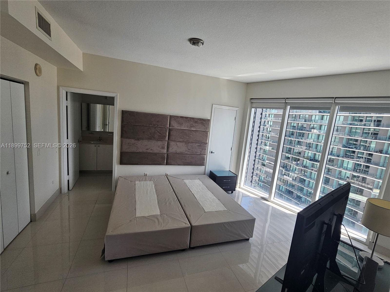 60 SW 13 St #1900, Miami FL 33130