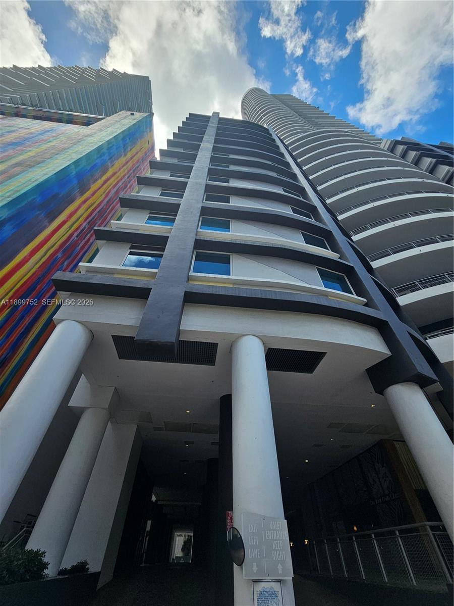 60 SW 13 St #1900, Miami FL 33130