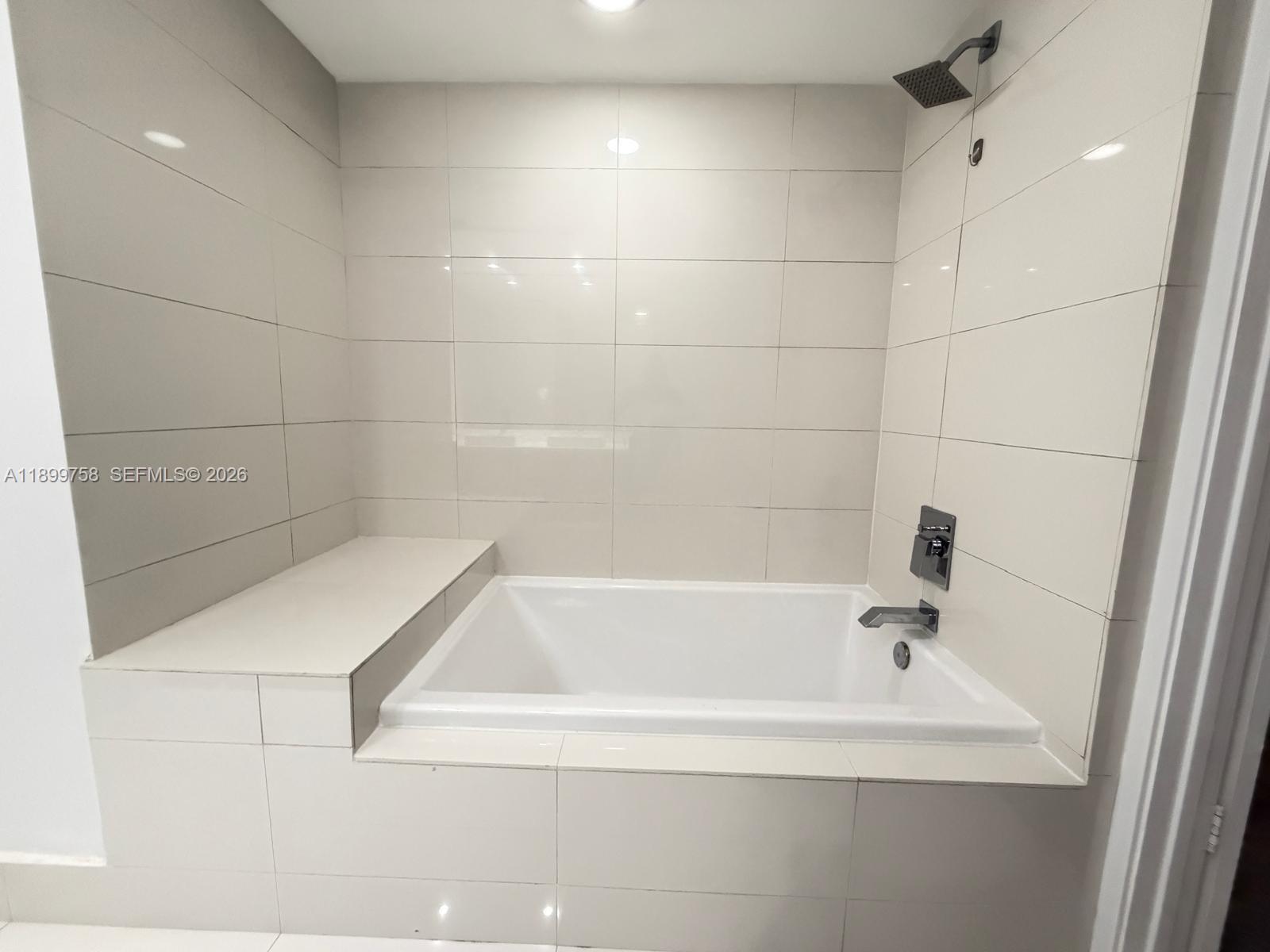 1100 S Miami Ave #2303, Miami FL 33130