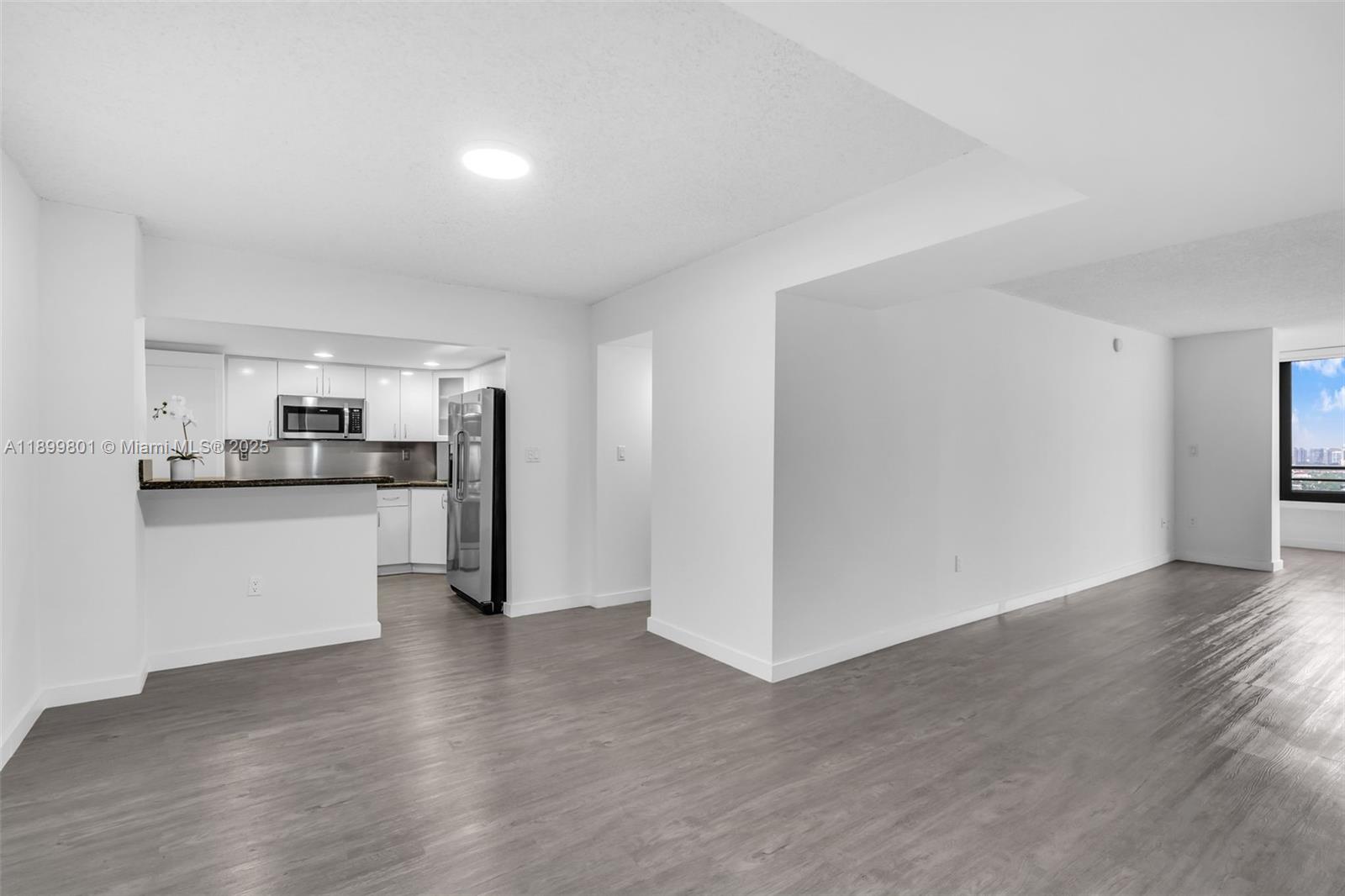 2333 Brickell Ave #PH208, Miami FL 33129