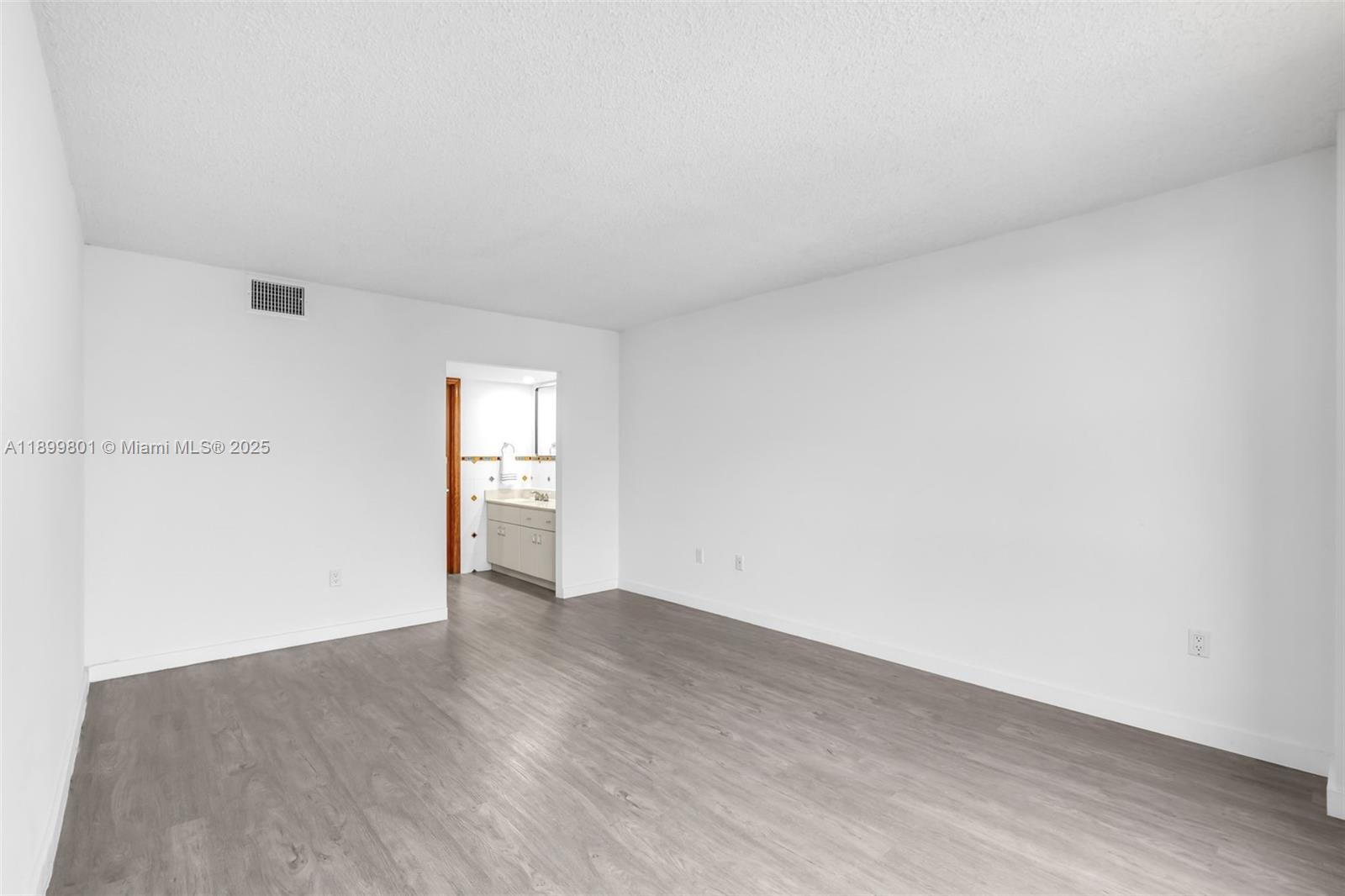 2333 Brickell Ave #PH208, Miami FL 33129