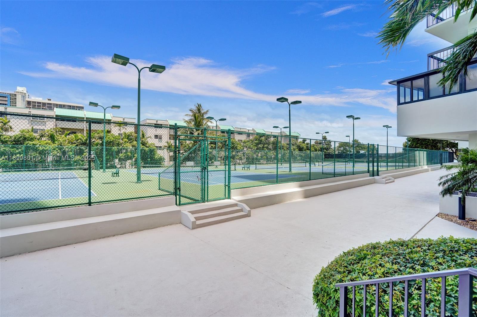 2333 Brickell Ave #PH208, Miami FL 33129
