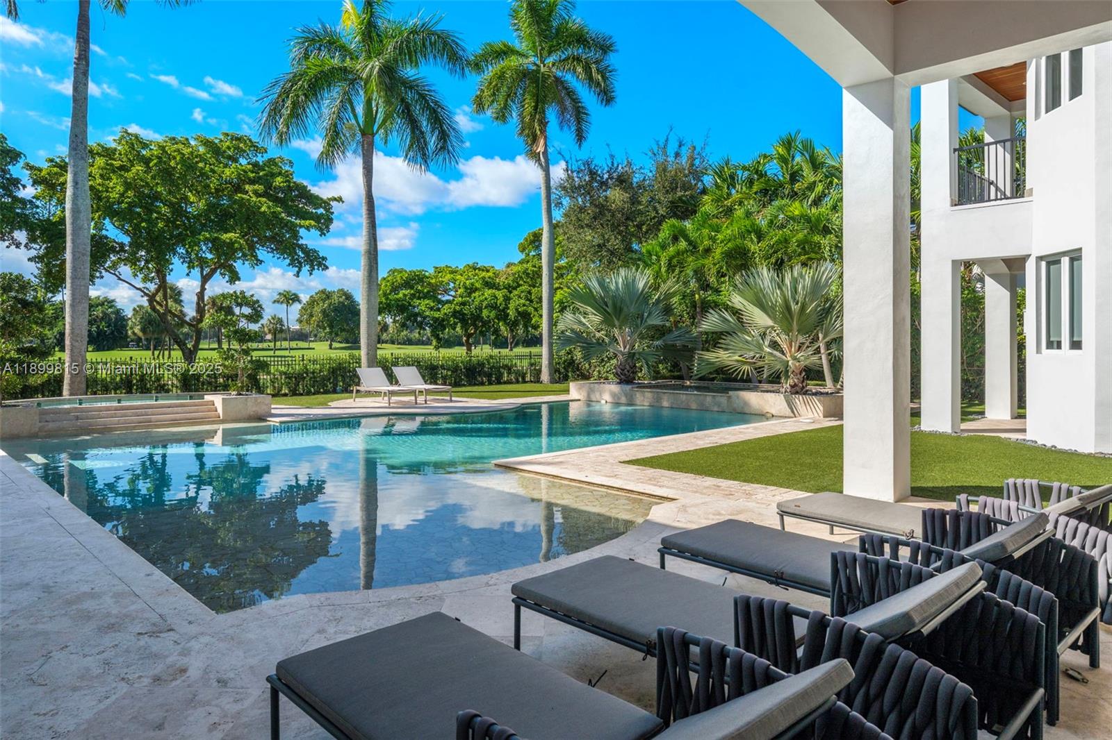 2800 NE 40th St, Fort Lauderdale FL 33308