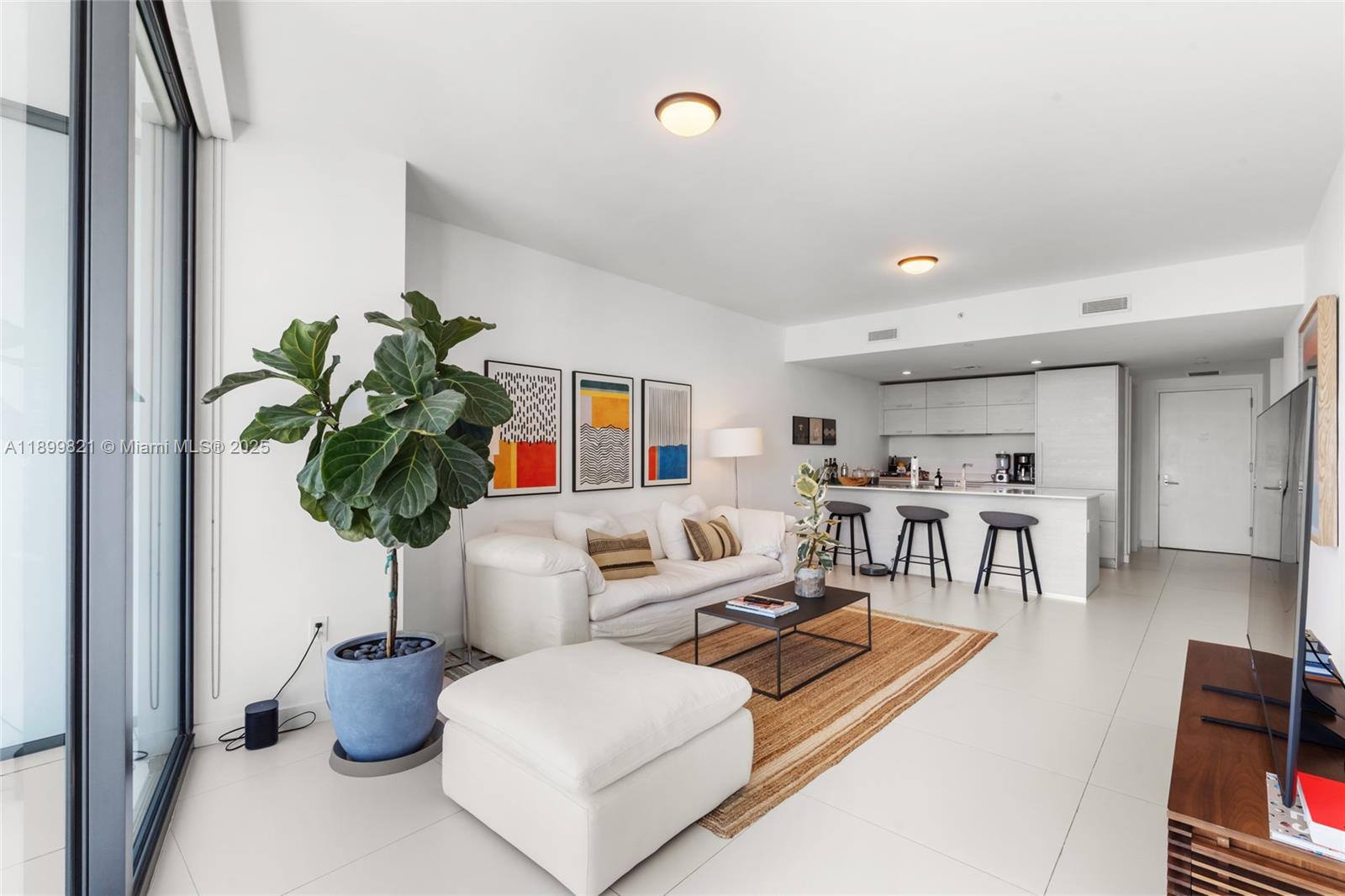1300 S Miami Ave #2803, Miami FL 33130