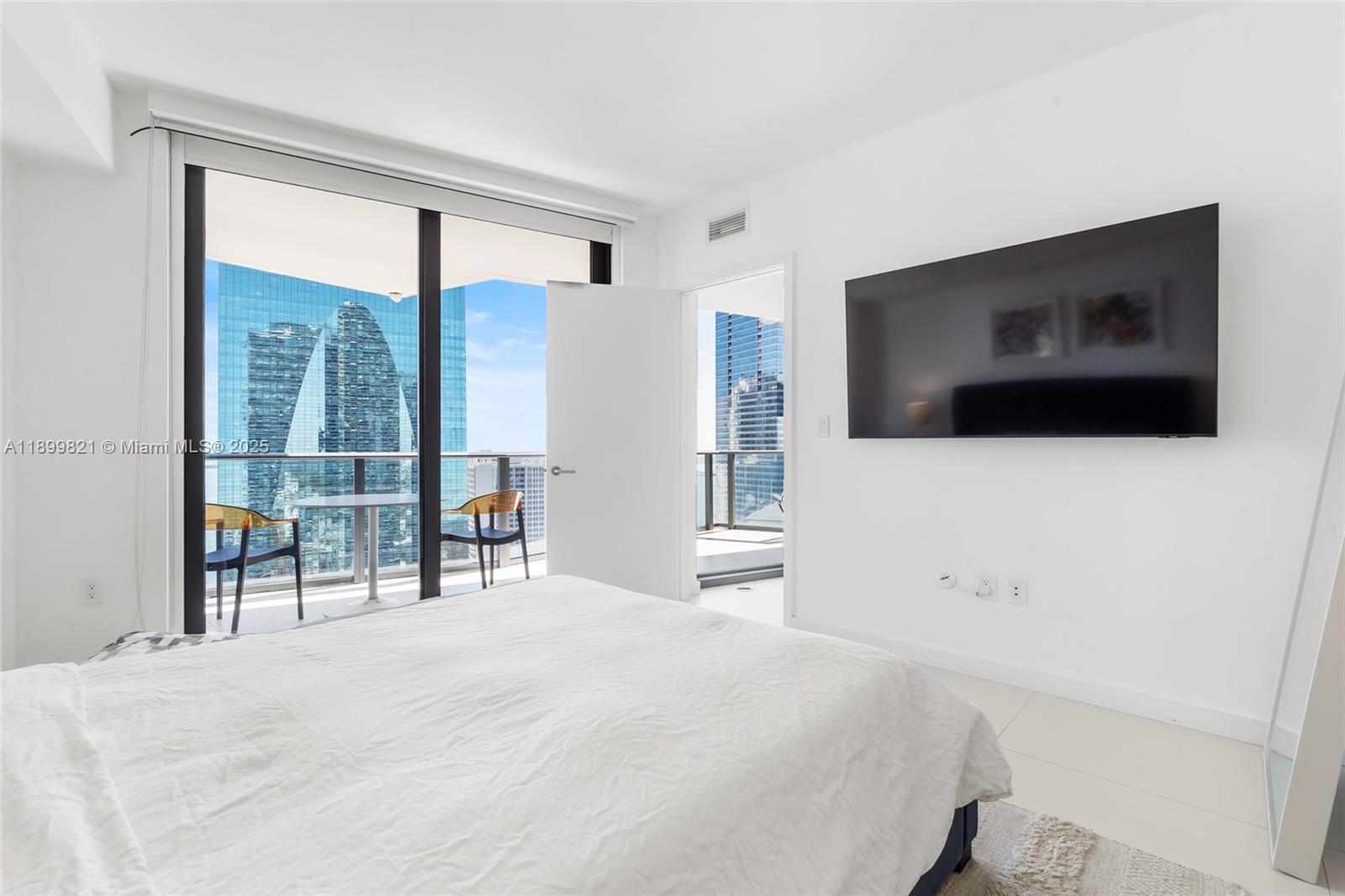 1300 S Miami Ave #2803, Miami FL 33130