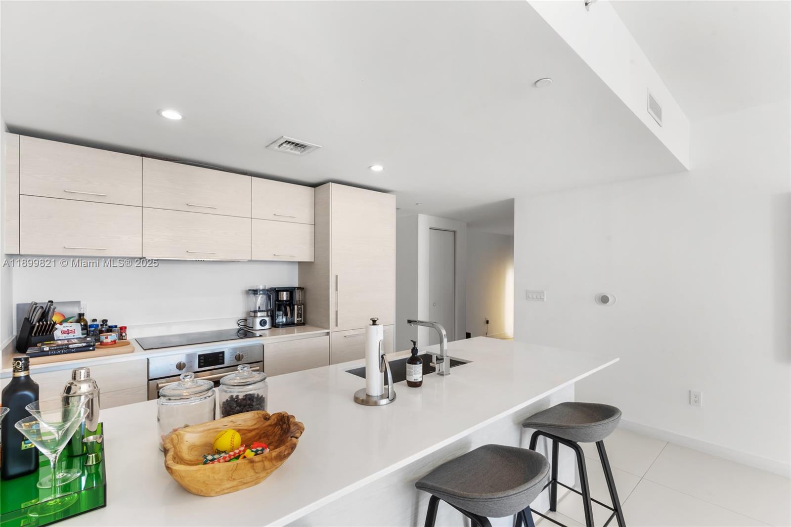 1300 S Miami Ave #2803, Miami FL 33130