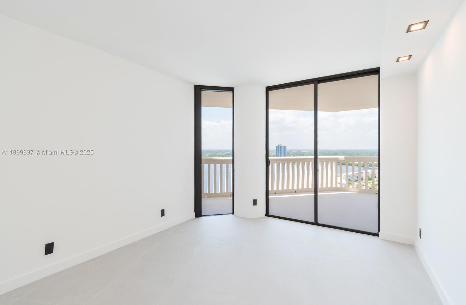 1000 Island Blvd #2511, Aventura FL 33160