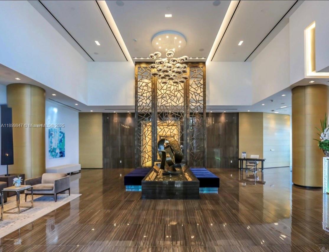 17111 Biscayne Blvd #409, North Miami Beach FL 33160