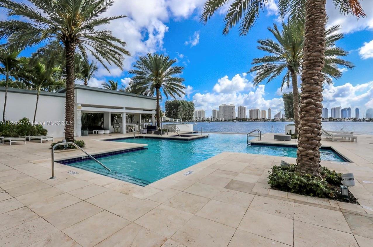 17111 Biscayne Blvd #409, North Miami Beach FL 33160