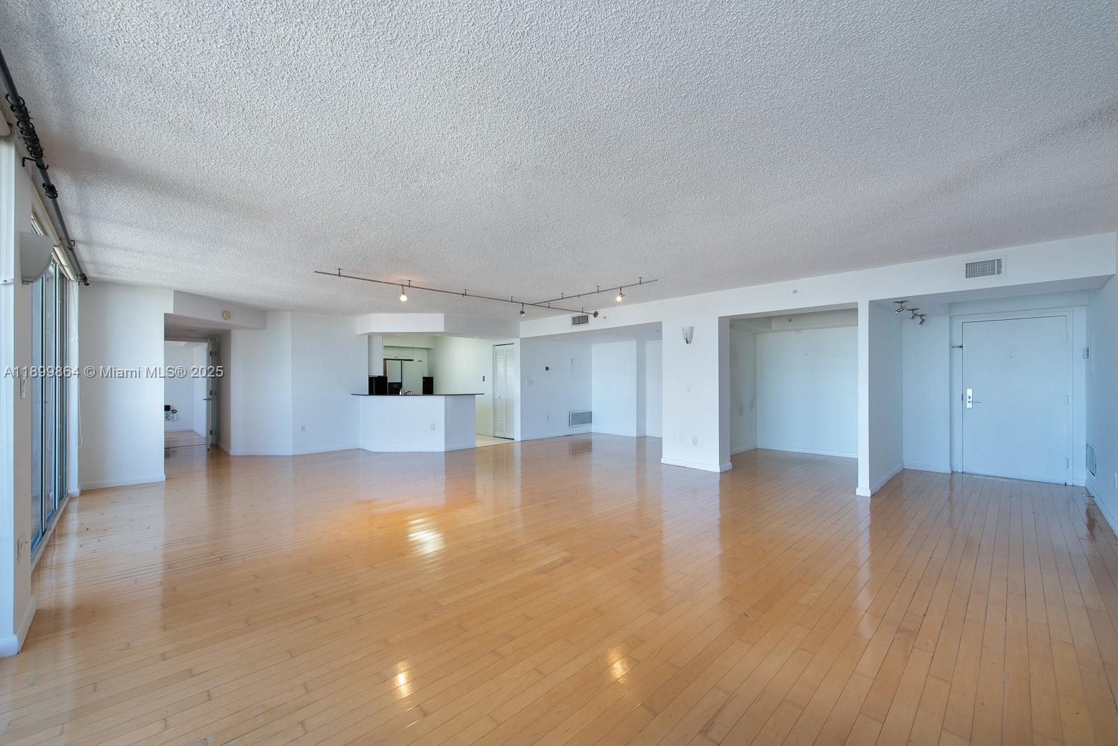 1900 Sunset Harbour Dr #1205/07, Miami Beach FL 33139