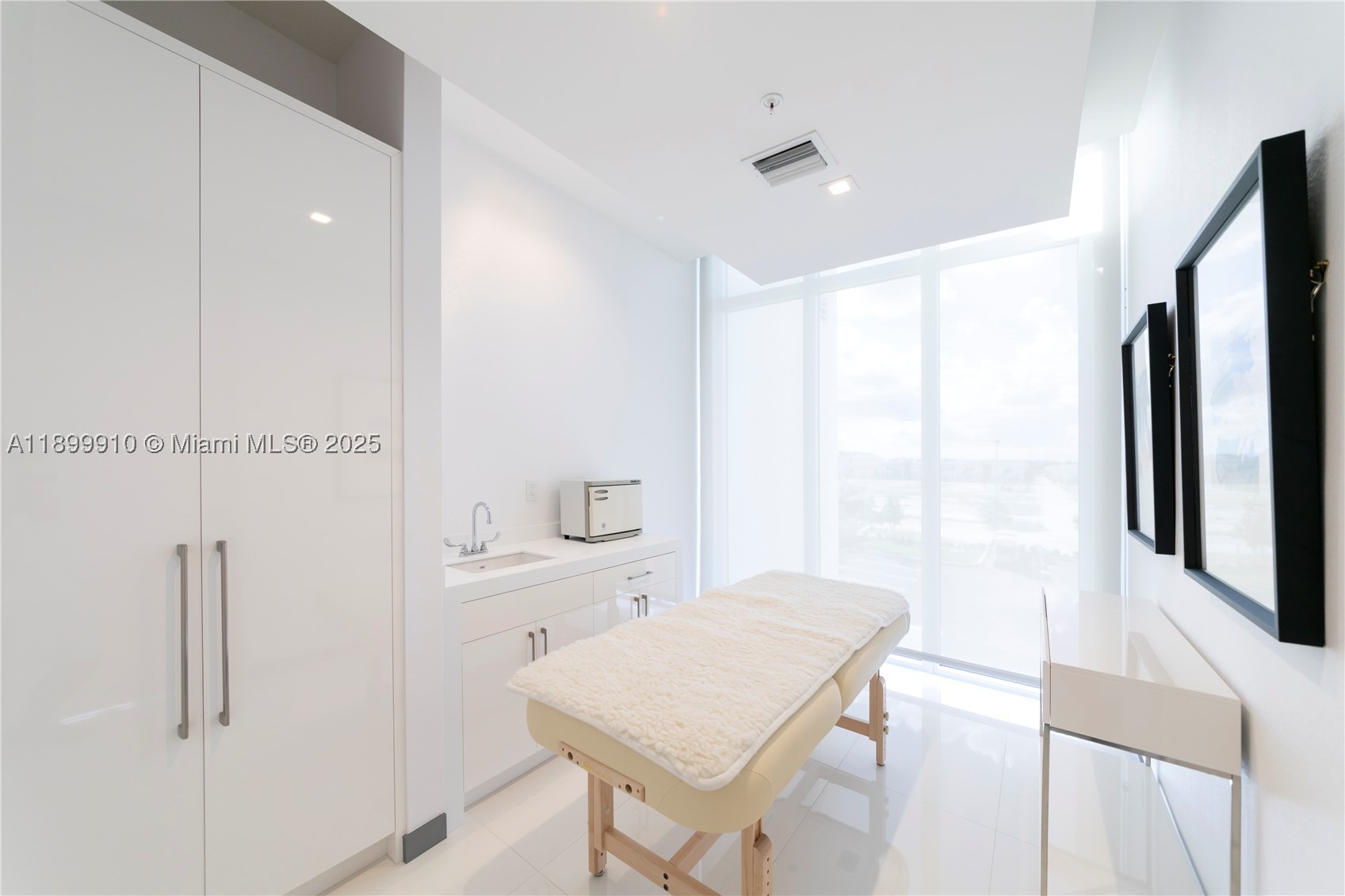 10245 NW 63rd Ter #206, Doral FL 33178