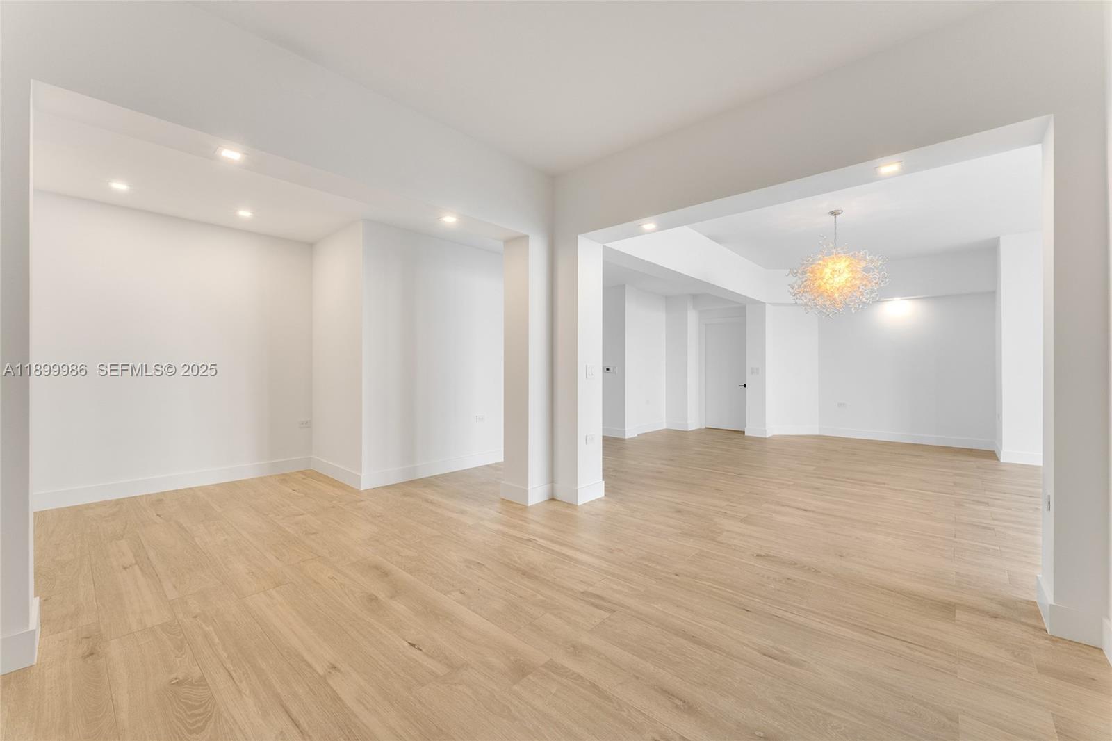 848 Brickell Key Dr #204, Miami FL 33131