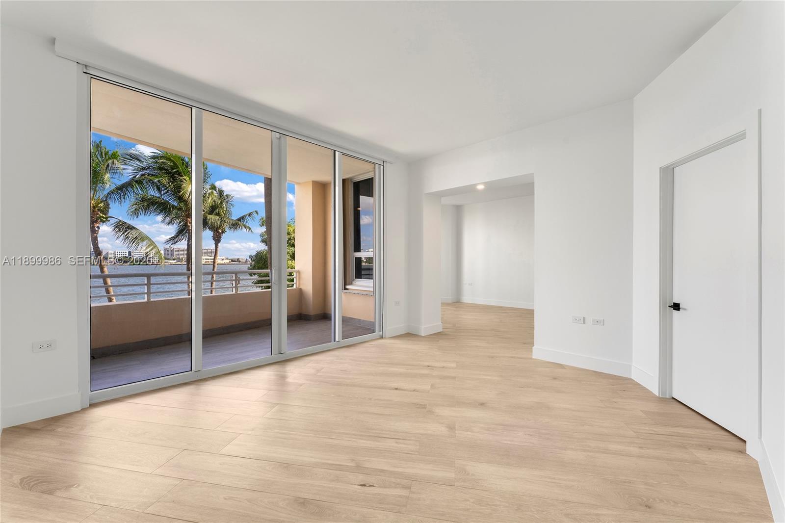 848 Brickell Key Dr #204, Miami FL 33131