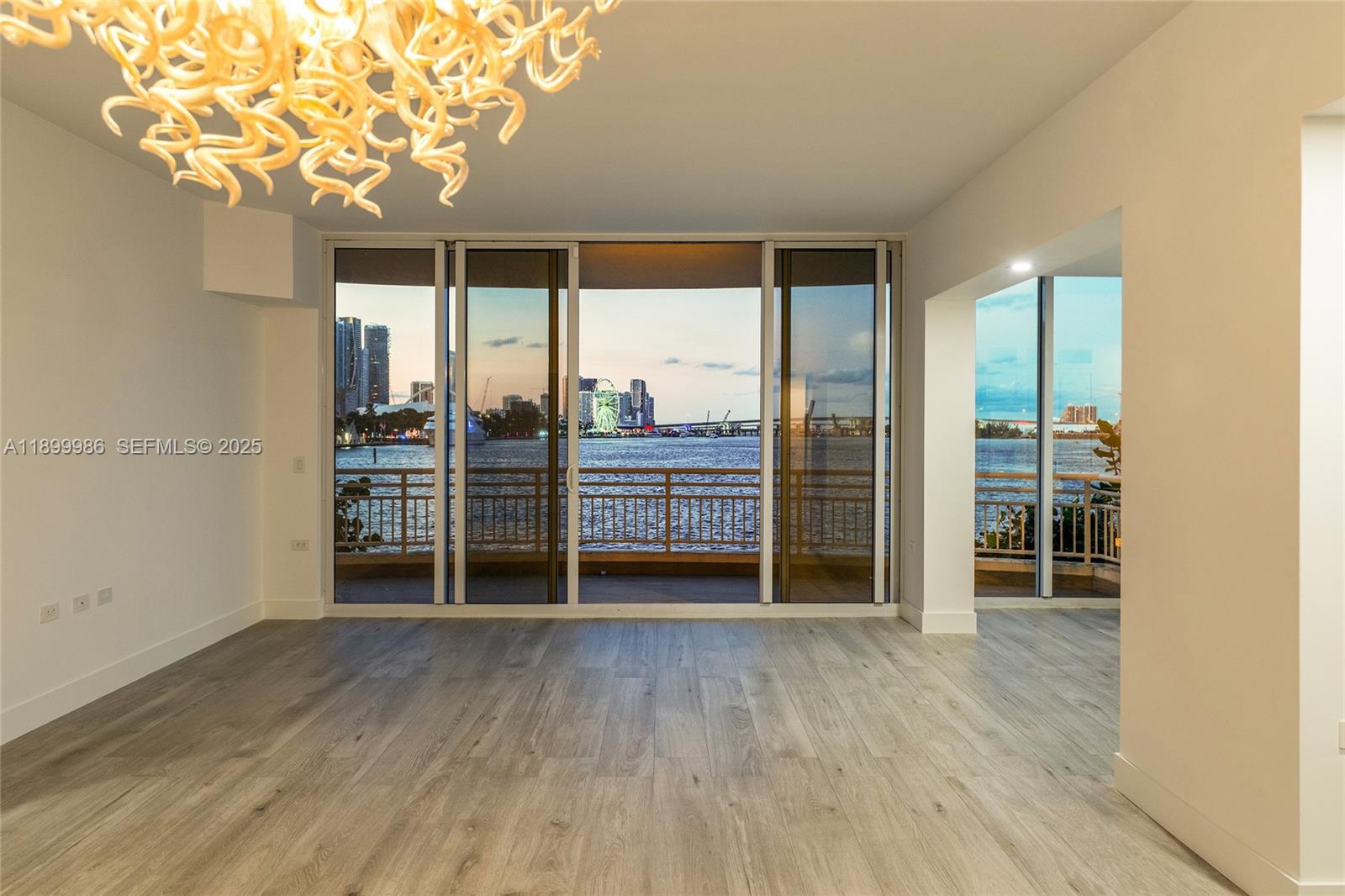 848 Brickell Key Dr #204, Miami FL 33131