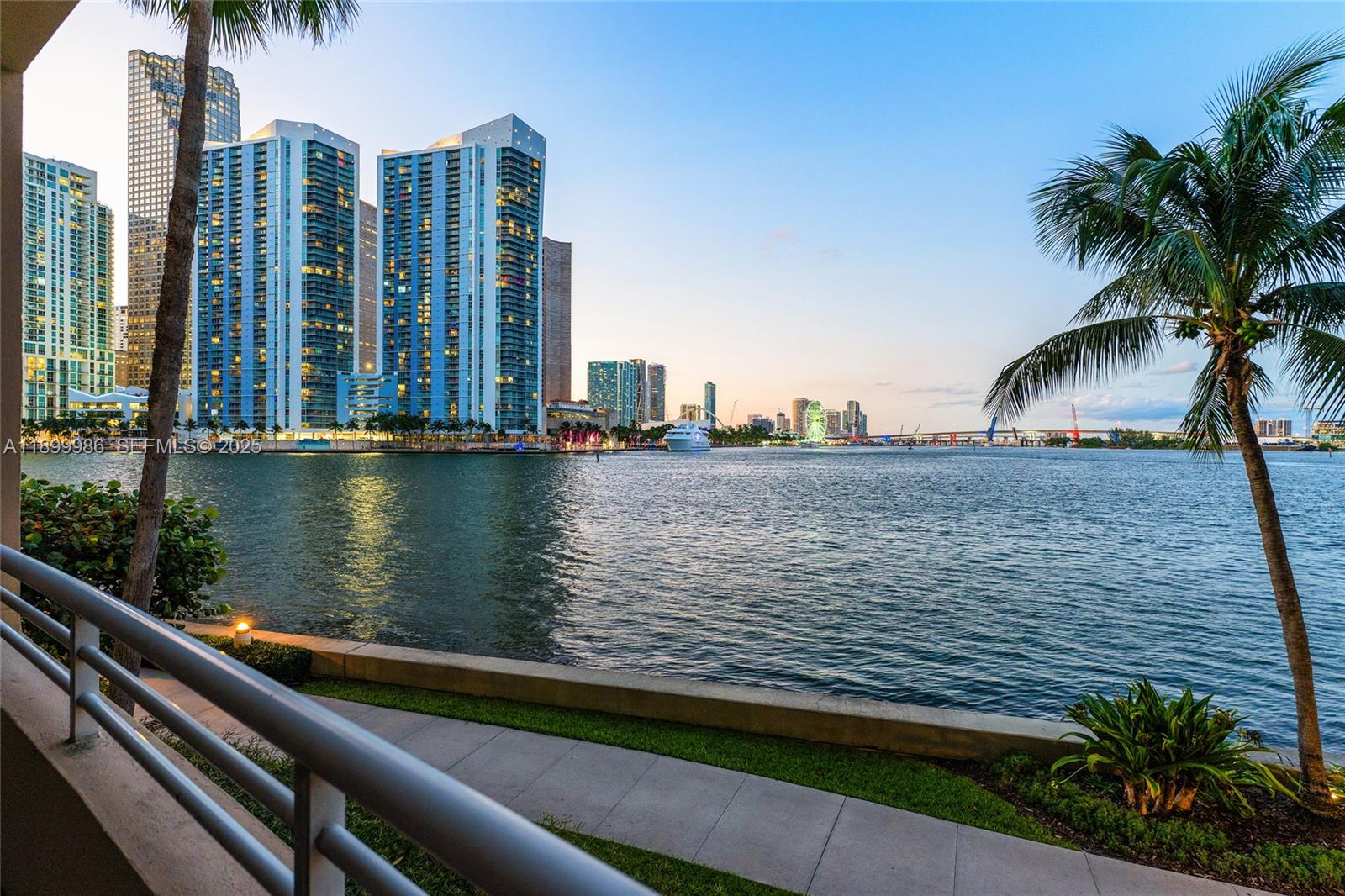 848 Brickell Key Dr #204, Miami FL 33131