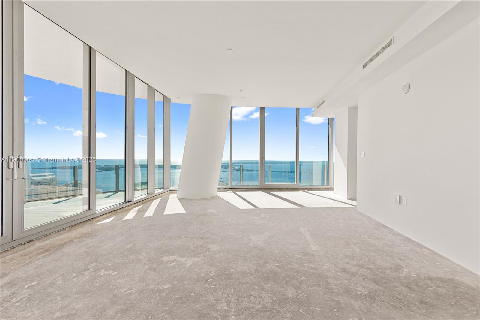 300 Biscayne Boulevard Way #5201E, Miami FL 33131