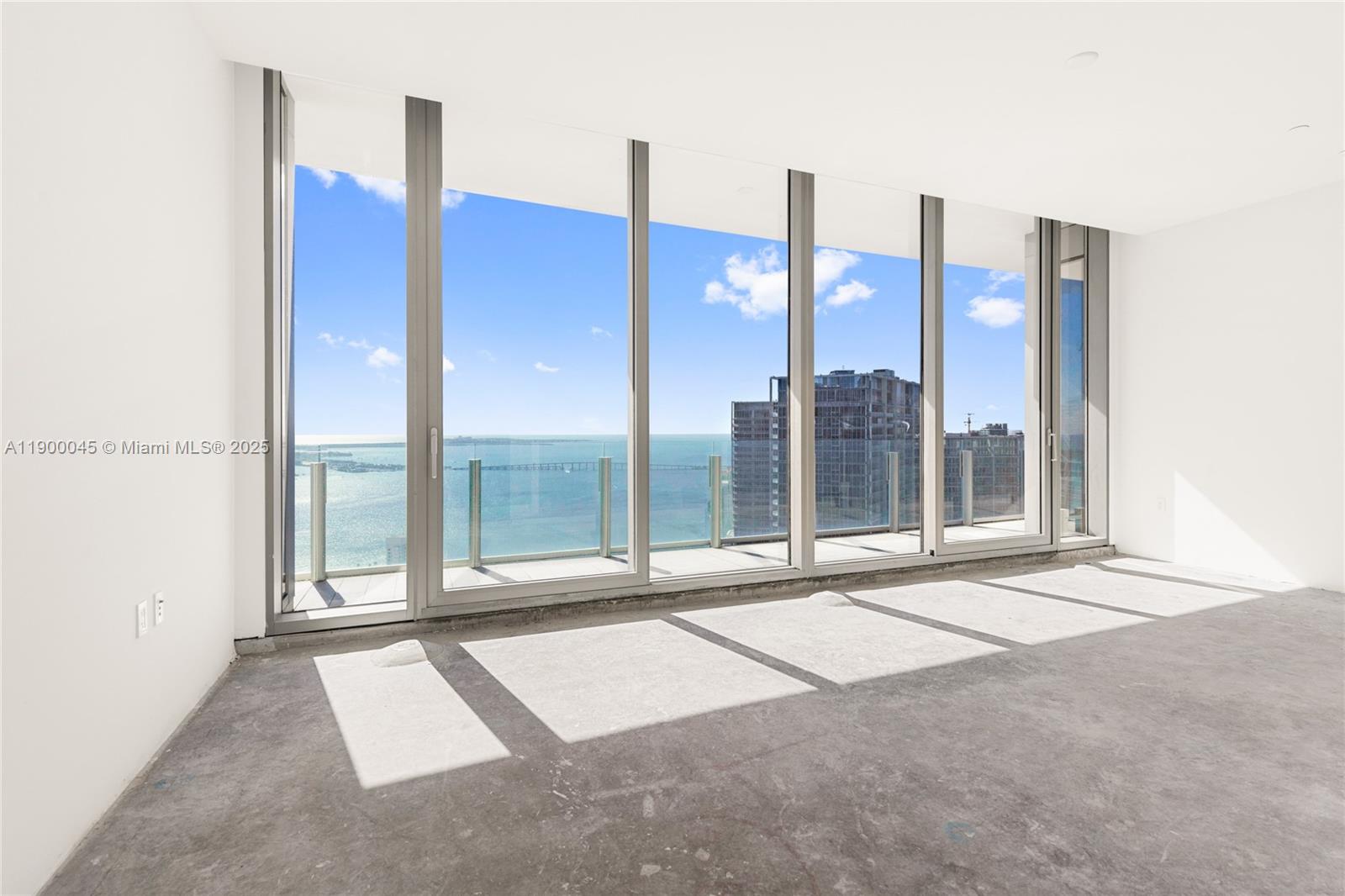 300 Biscayne Boulevard Way #5201E, Miami FL 33131