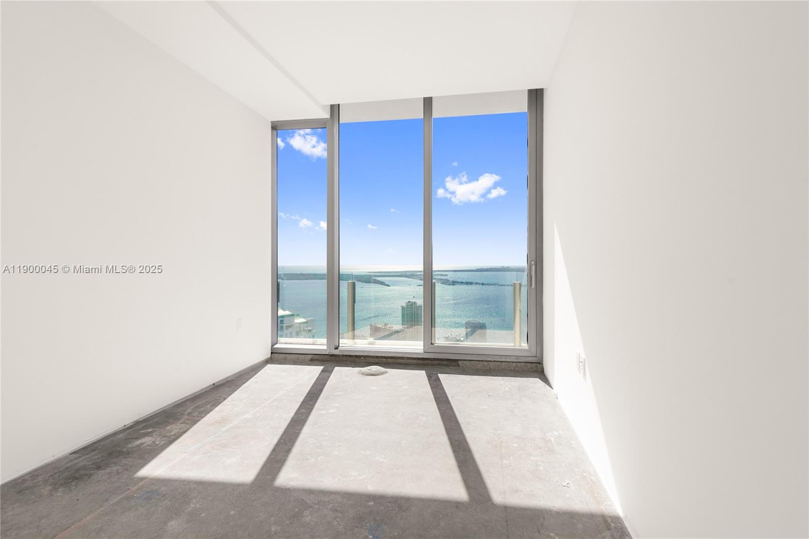 300 Biscayne Boulevard Way #5201E, Miami FL 33131