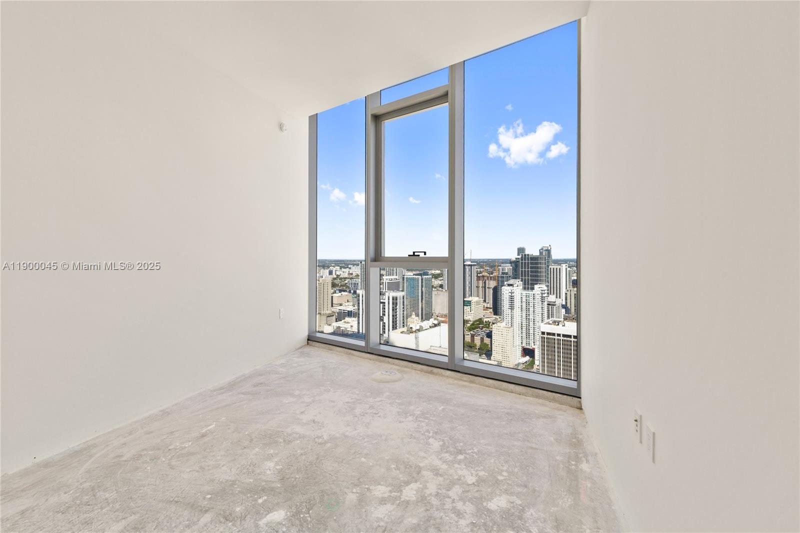 300 Biscayne Boulevard Way #5201E, Miami FL 33131