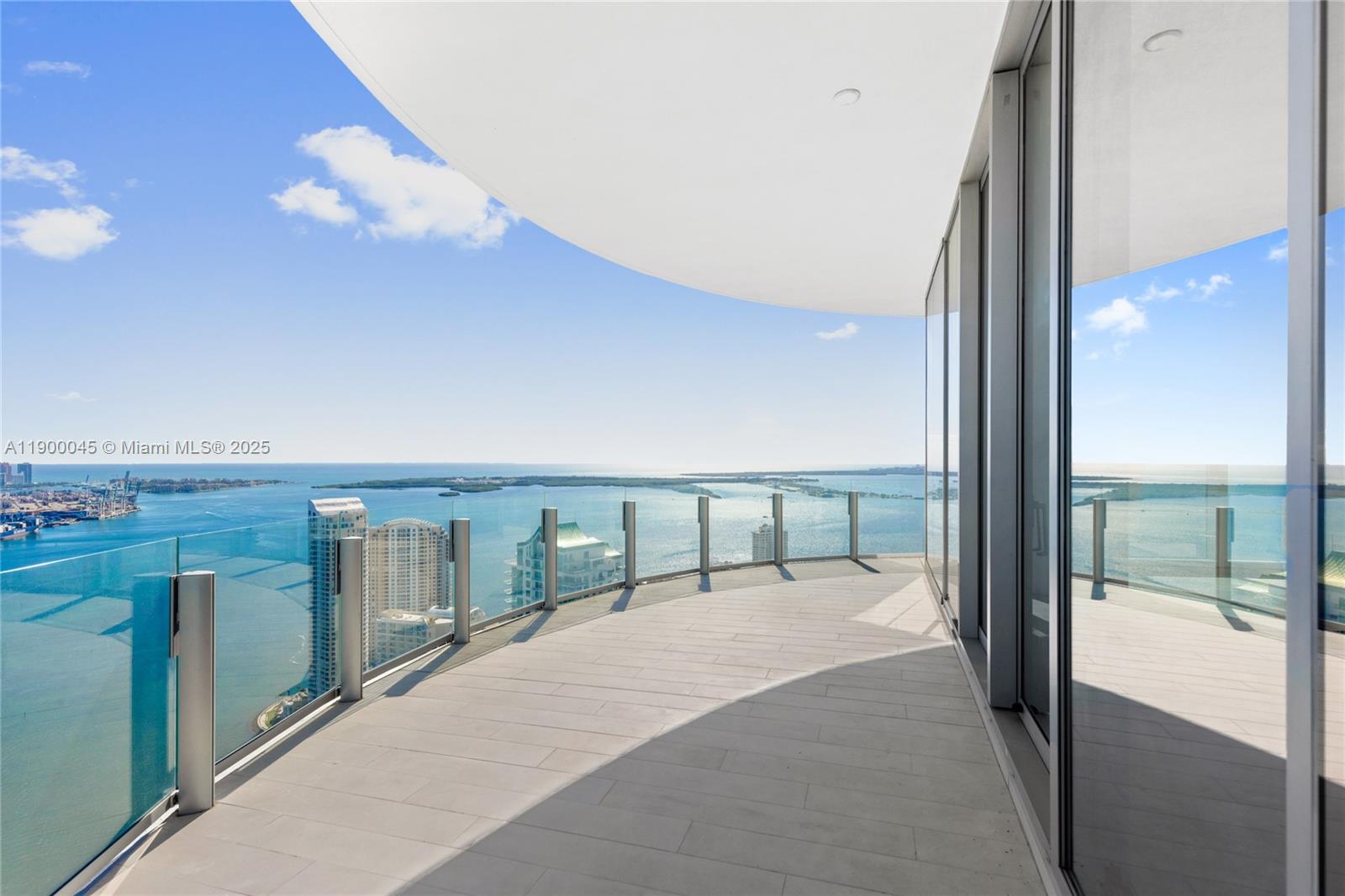300 Biscayne Boulevard Way #5201E, Miami FL 33131