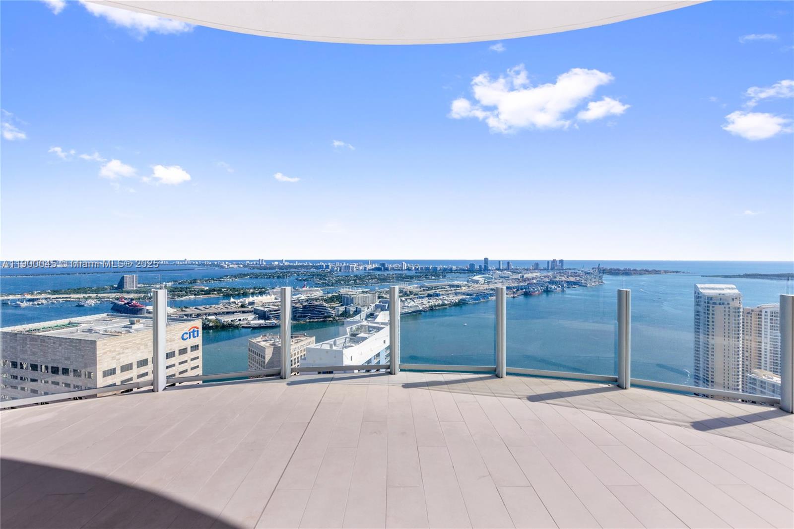 300 Biscayne Boulevard Way #5201E, Miami FL 33131