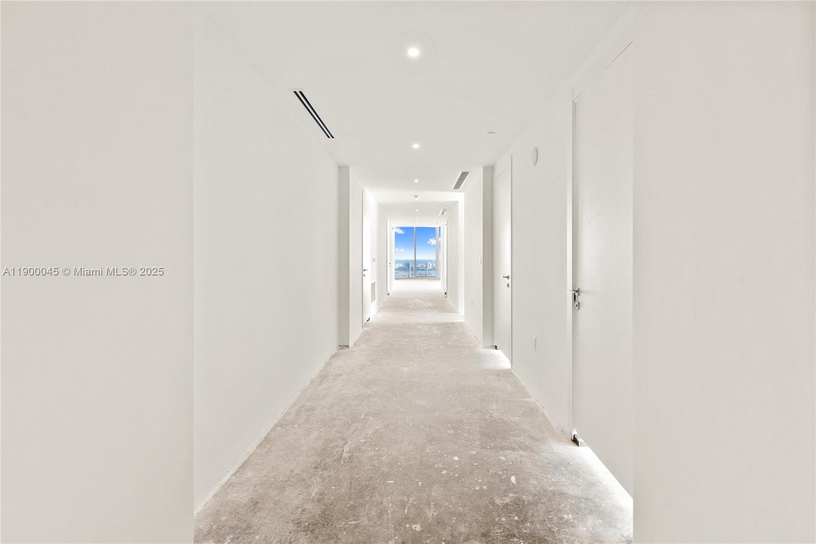 300 Biscayne Boulevard Way #5201E, Miami FL 33131