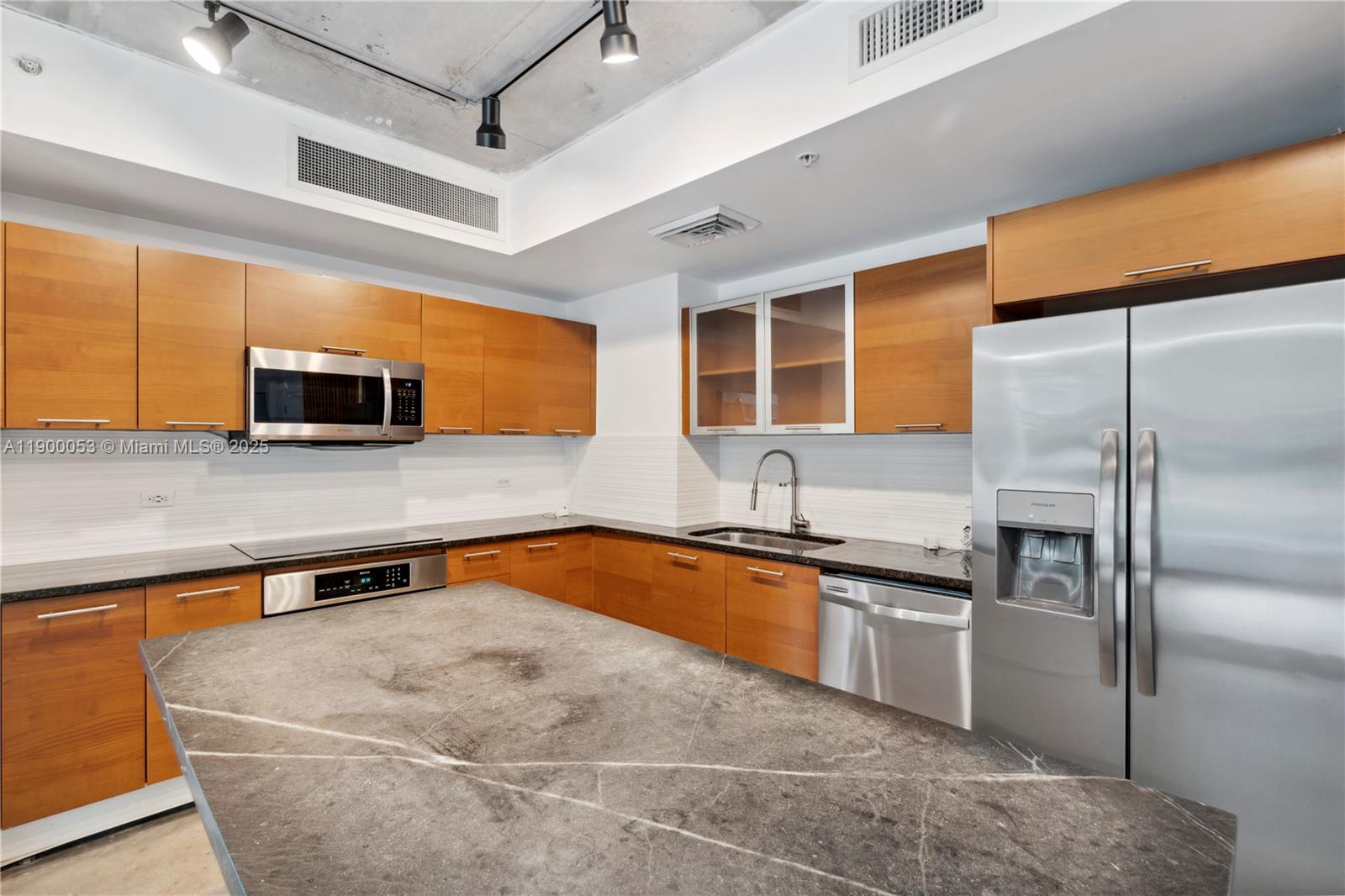 3451 NE 1st Ave #M0707, Miami FL 33137