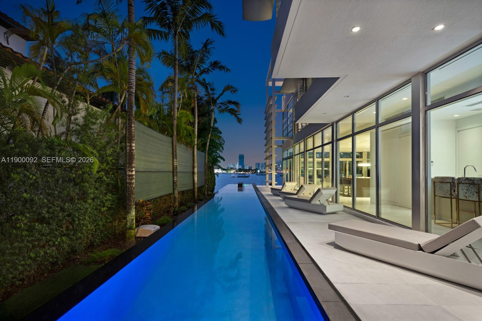 440 S Hibiscus Dr, Miami Beach FL 33139