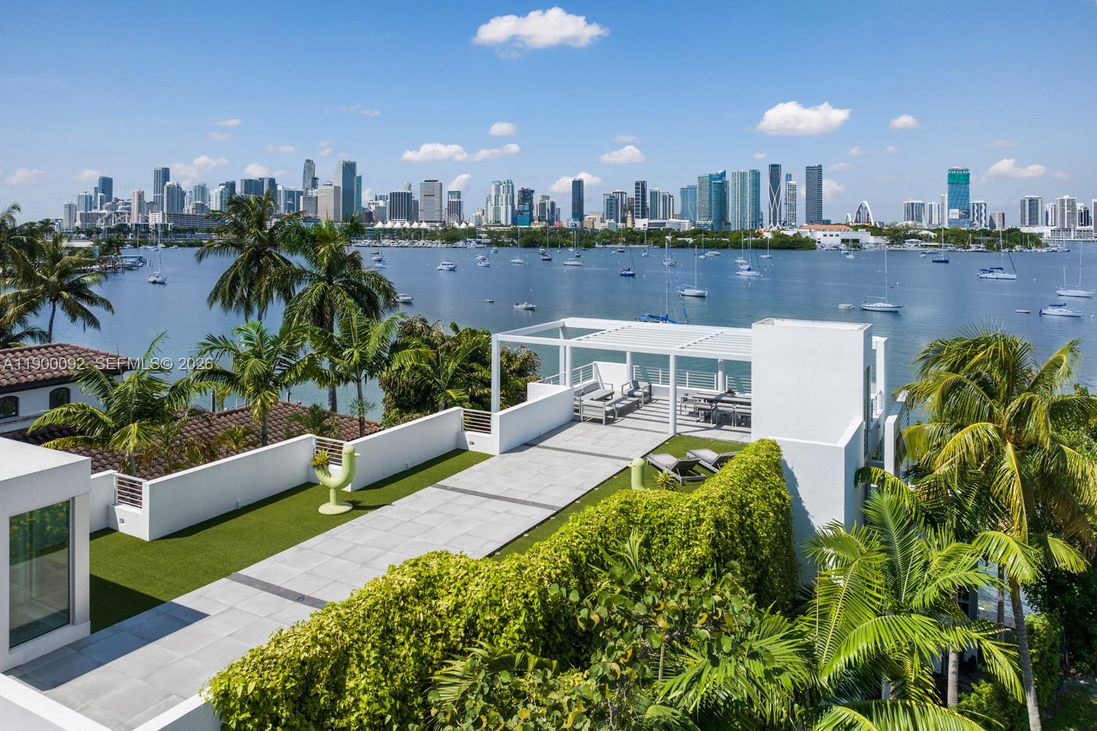 440 S Hibiscus Dr, Miami Beach FL 33139