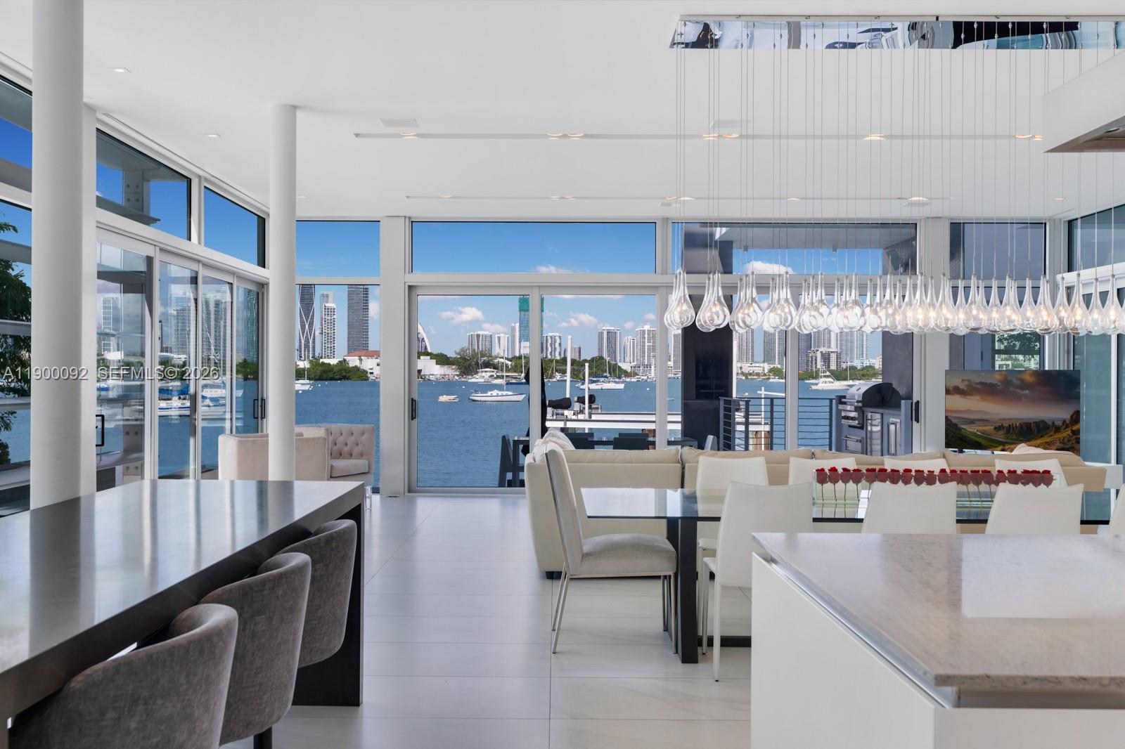 440 S Hibiscus Dr, Miami Beach FL 33139