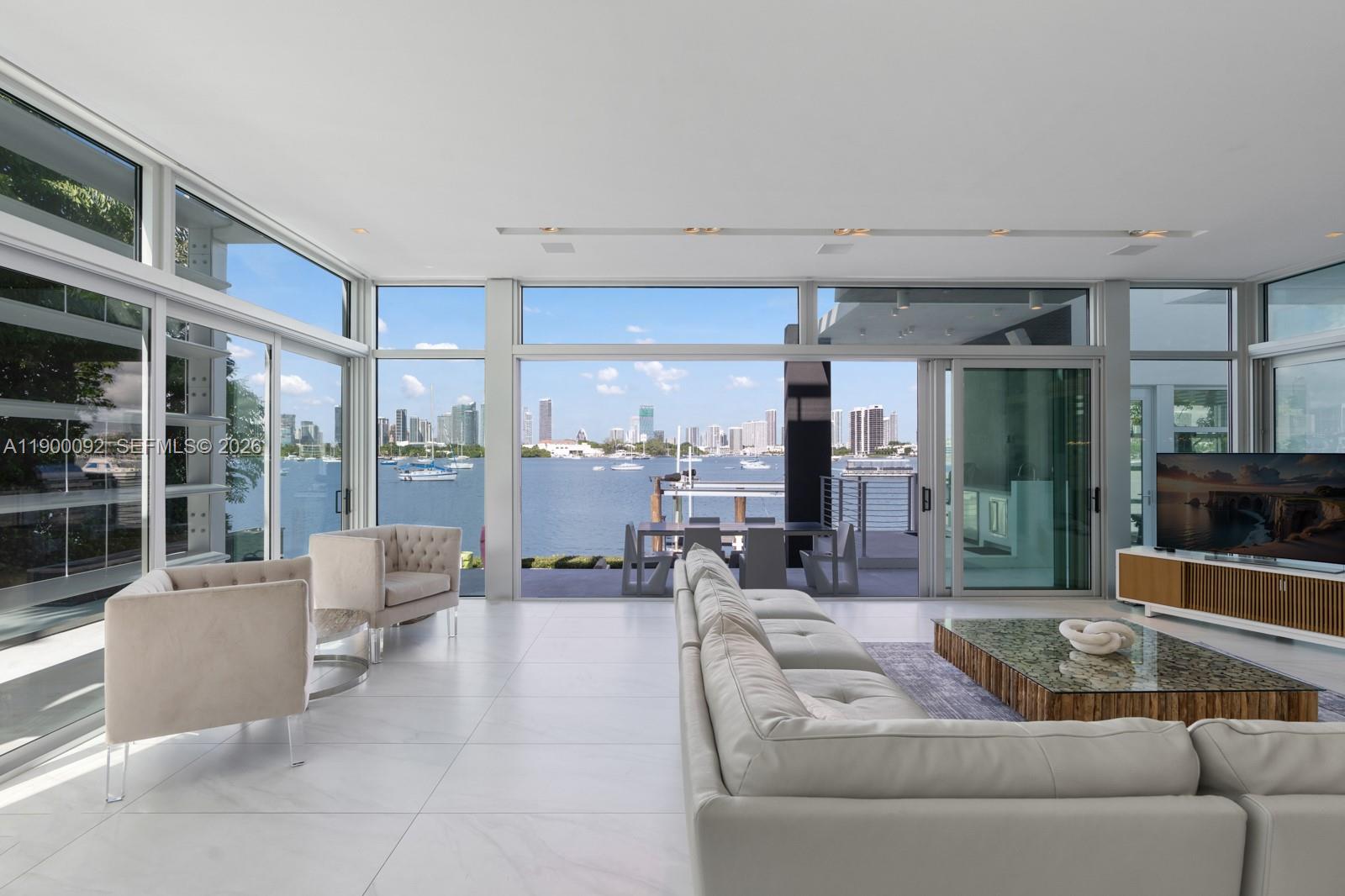 440 S Hibiscus Dr, Miami Beach FL 33139