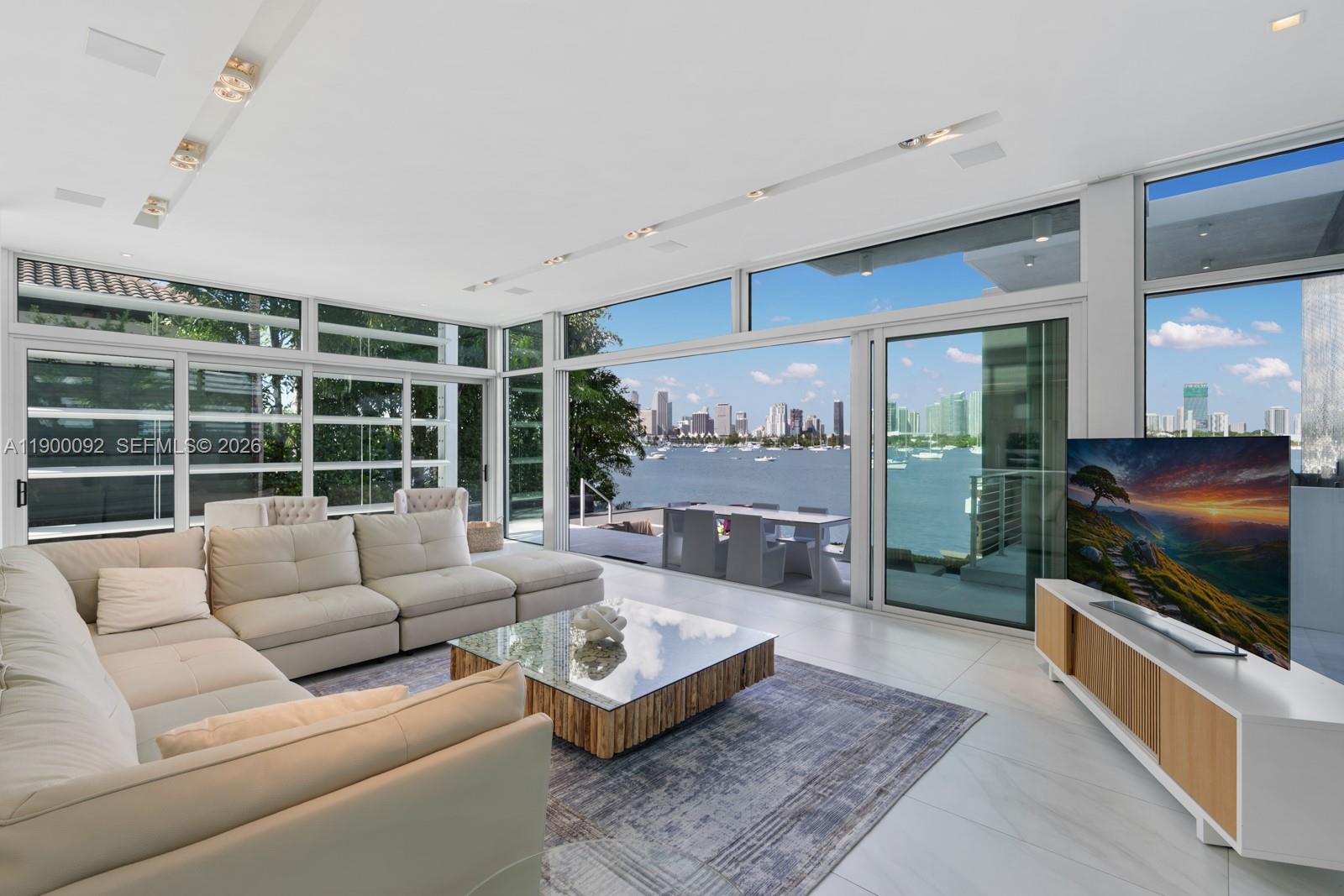 440 S Hibiscus Dr, Miami Beach FL 33139