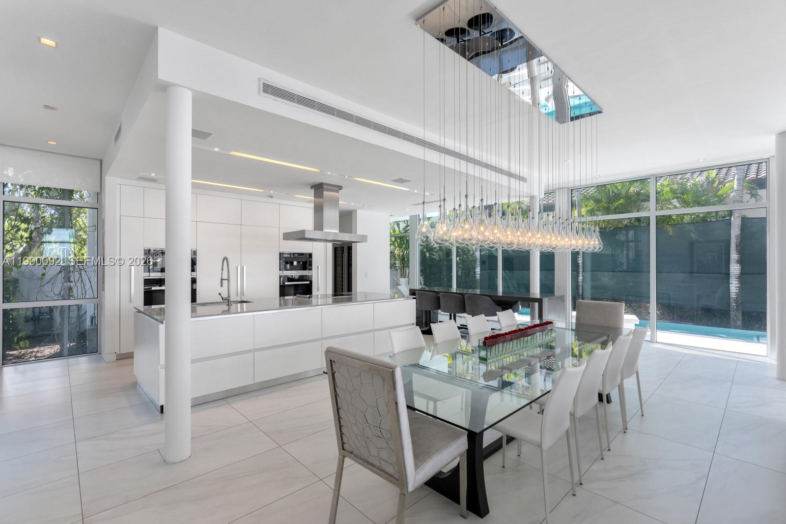 440 S Hibiscus Dr, Miami Beach FL 33139