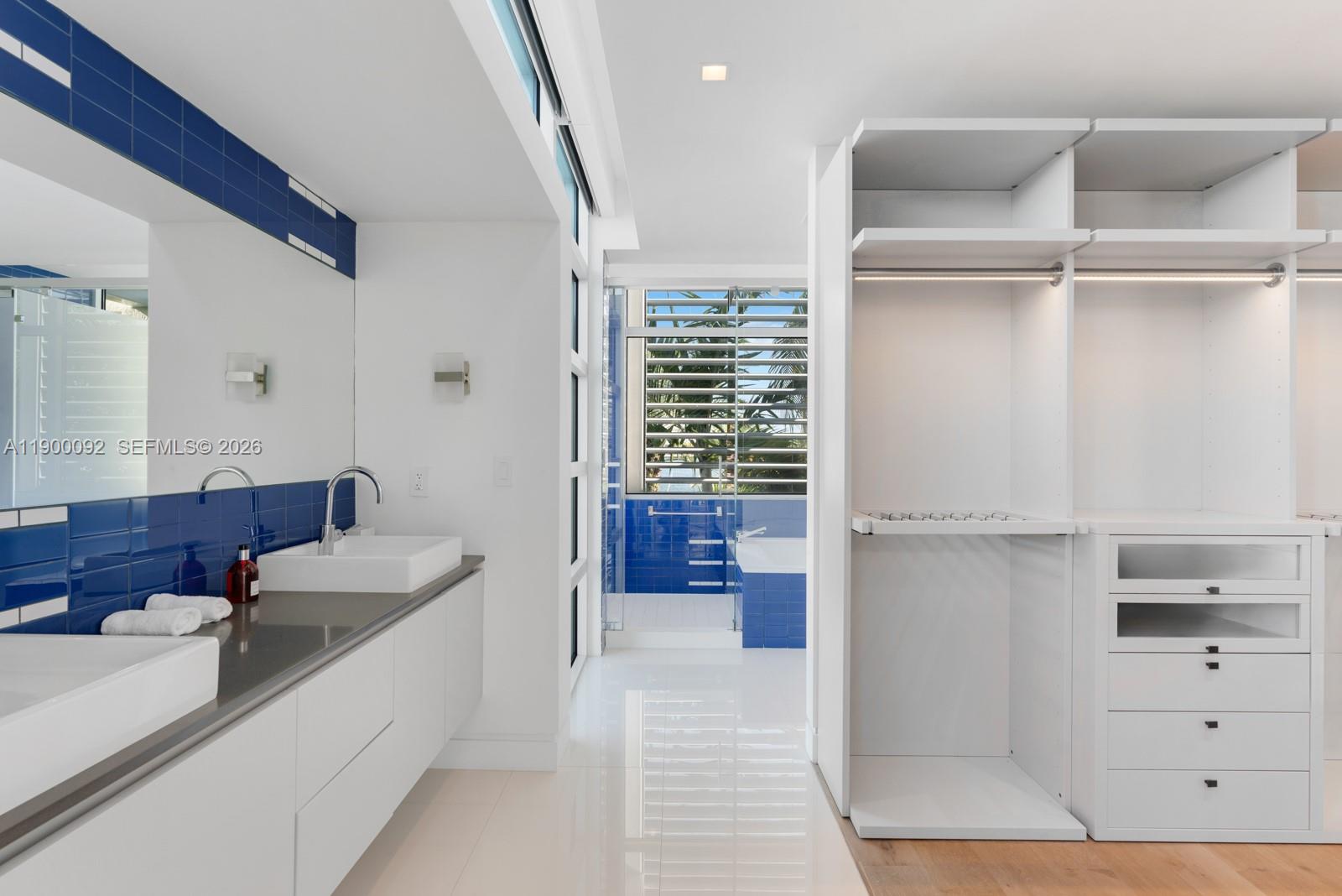 440 S Hibiscus Dr, Miami Beach FL 33139