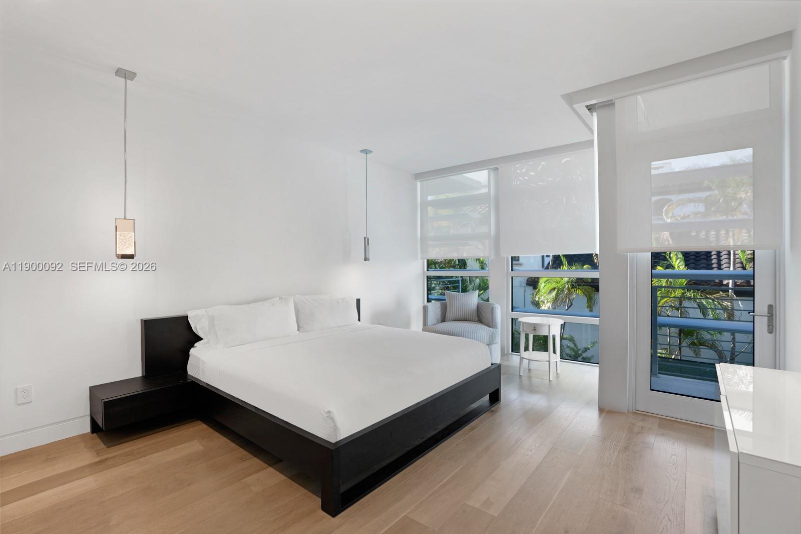 440 S Hibiscus Dr, Miami Beach FL 33139