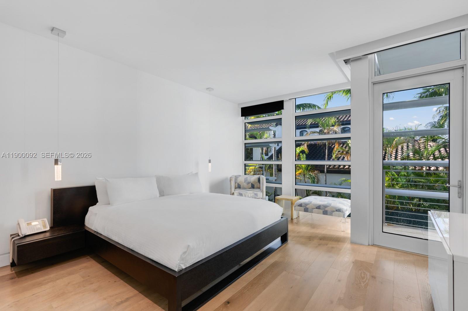 440 S Hibiscus Dr, Miami Beach FL 33139
