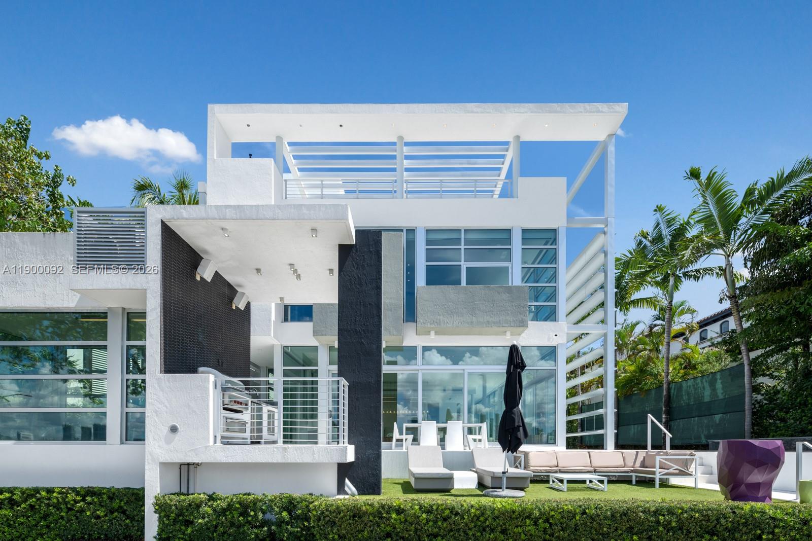 440 S Hibiscus Dr, Miami Beach FL 33139