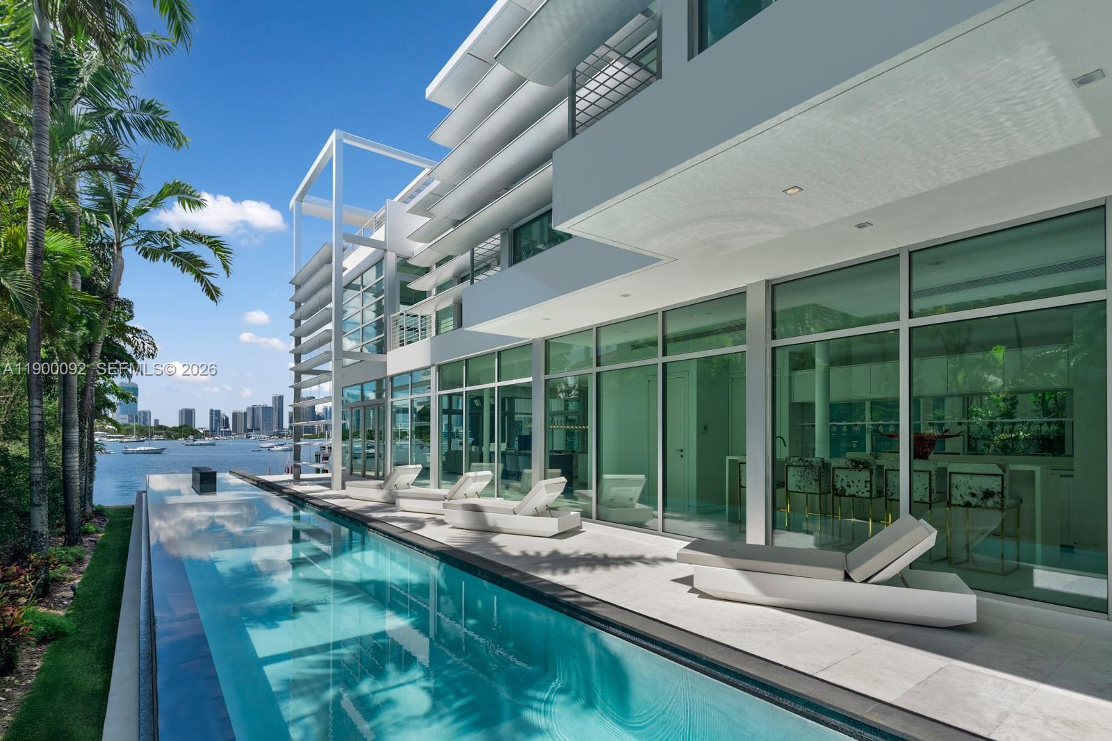 440 S Hibiscus Dr, Miami Beach FL 33139