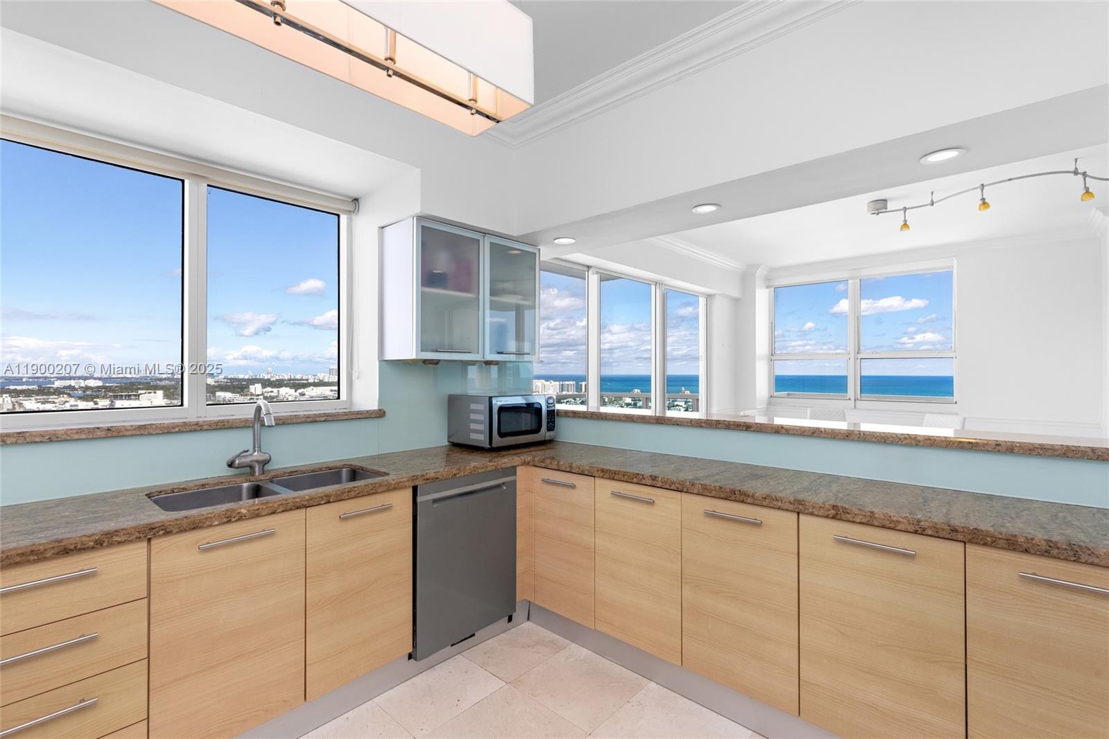 650 West Ave #PH12, Miami Beach FL 33139