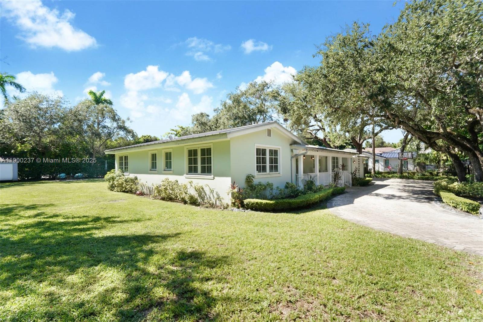 4920 SW 76 Street, Miami FL 33143