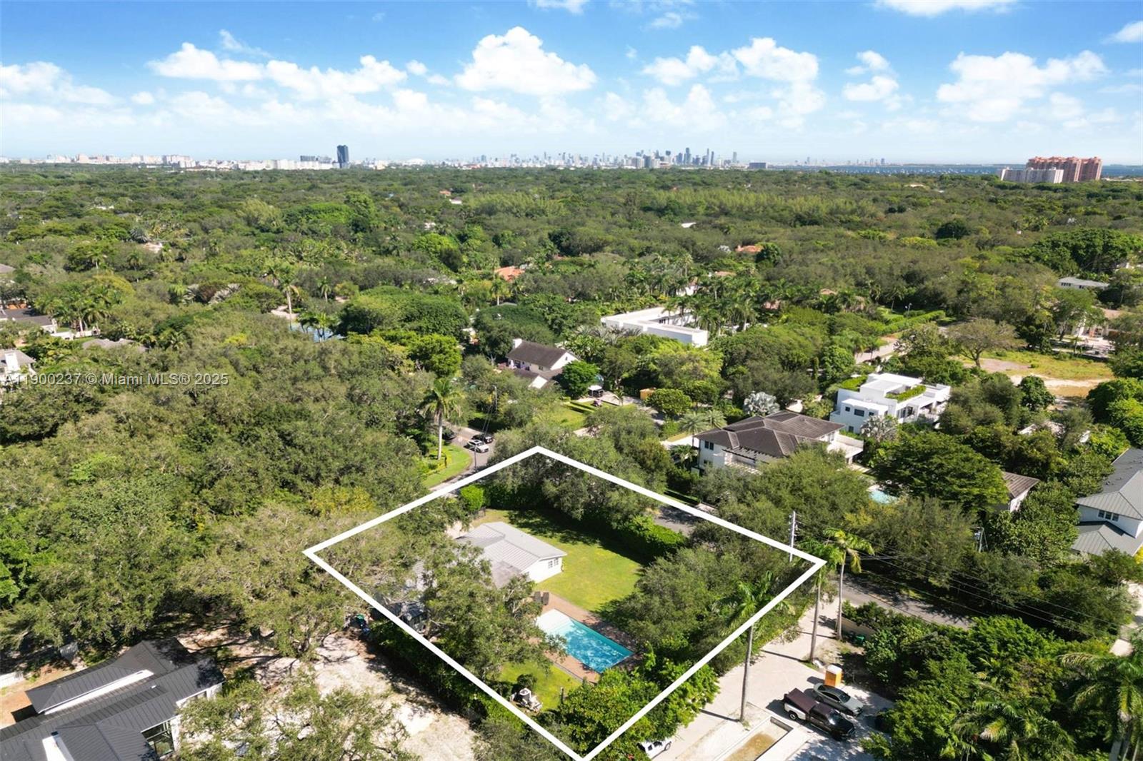 4920 SW 76 Street, Miami FL 33143
