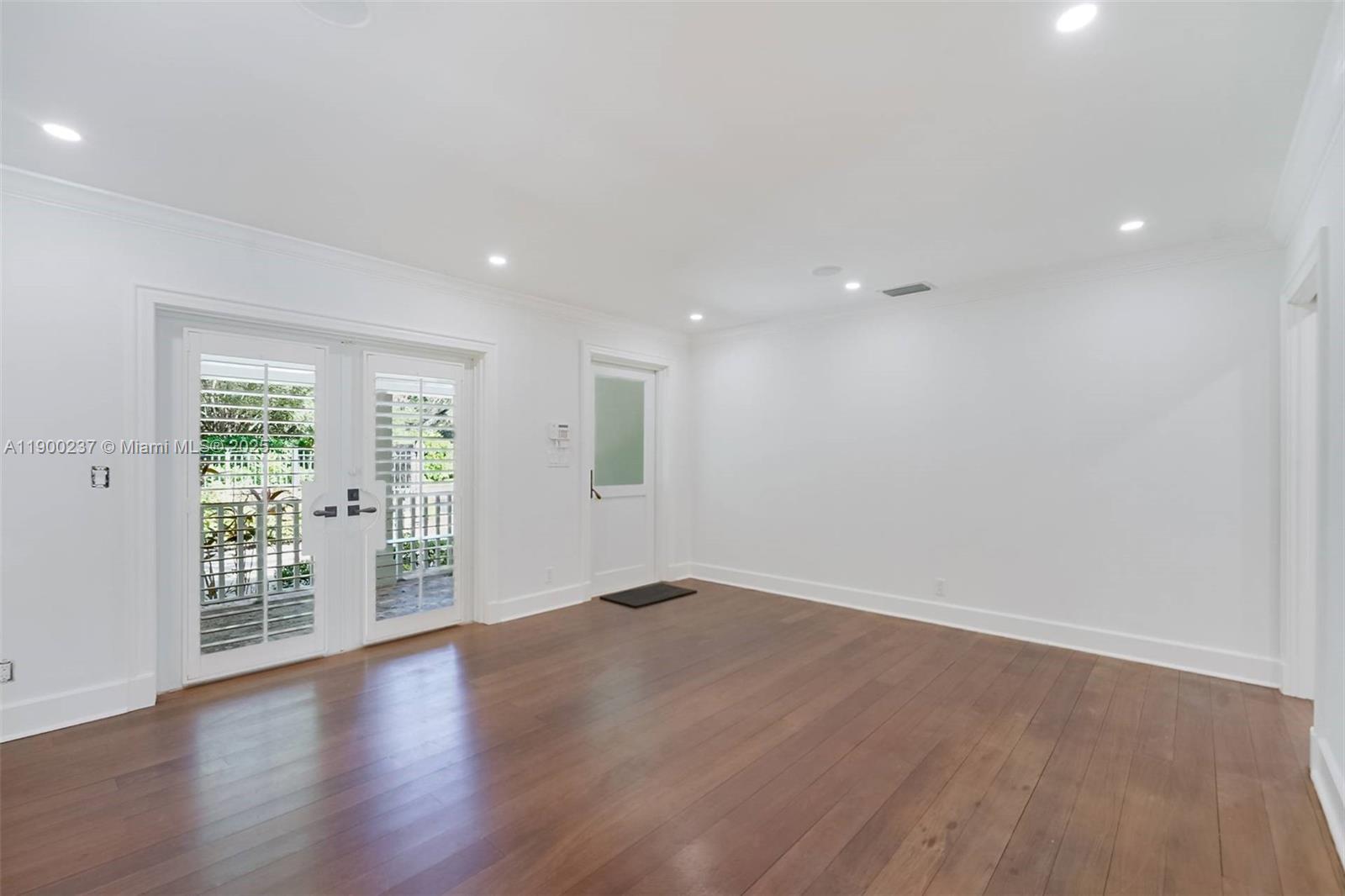 4920 SW 76 Street, Miami FL 33143