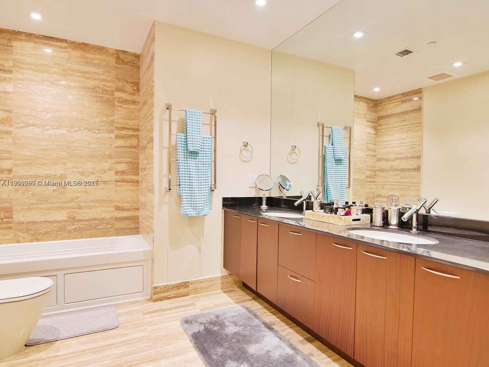 15901 Collins Ave #805, Sunny Isles Beach FL 33160
