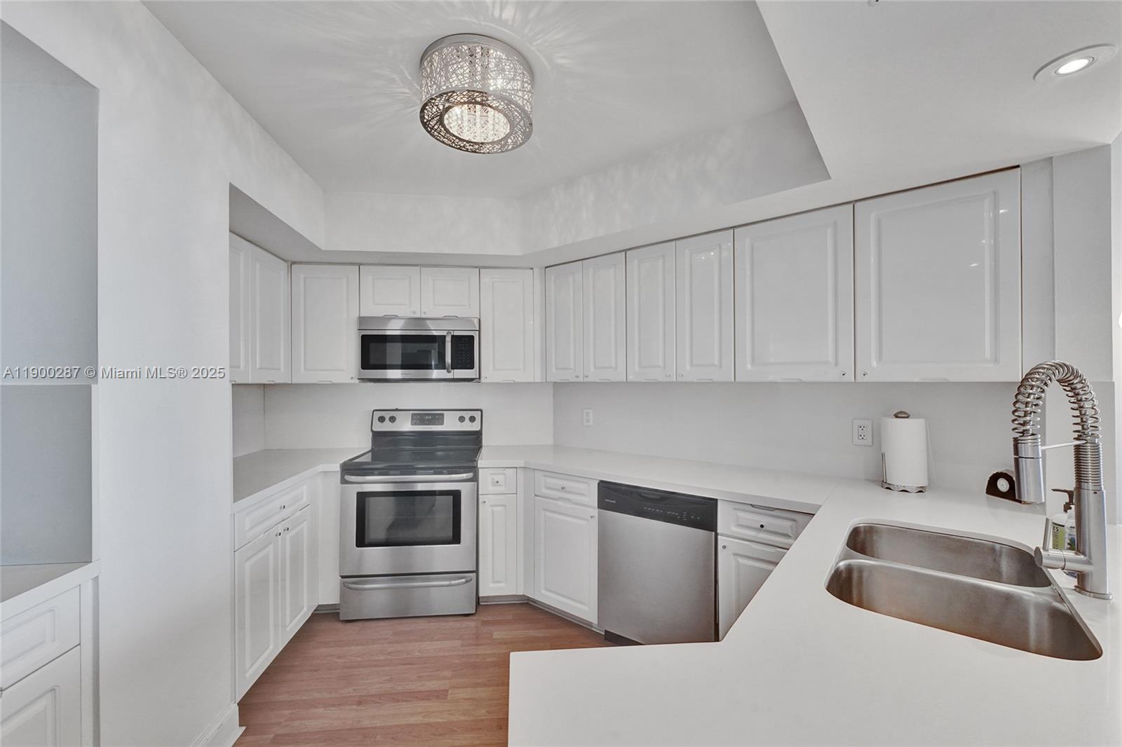 1900 Sunset Harbour Dr #1003, Miami Beach FL 33139
