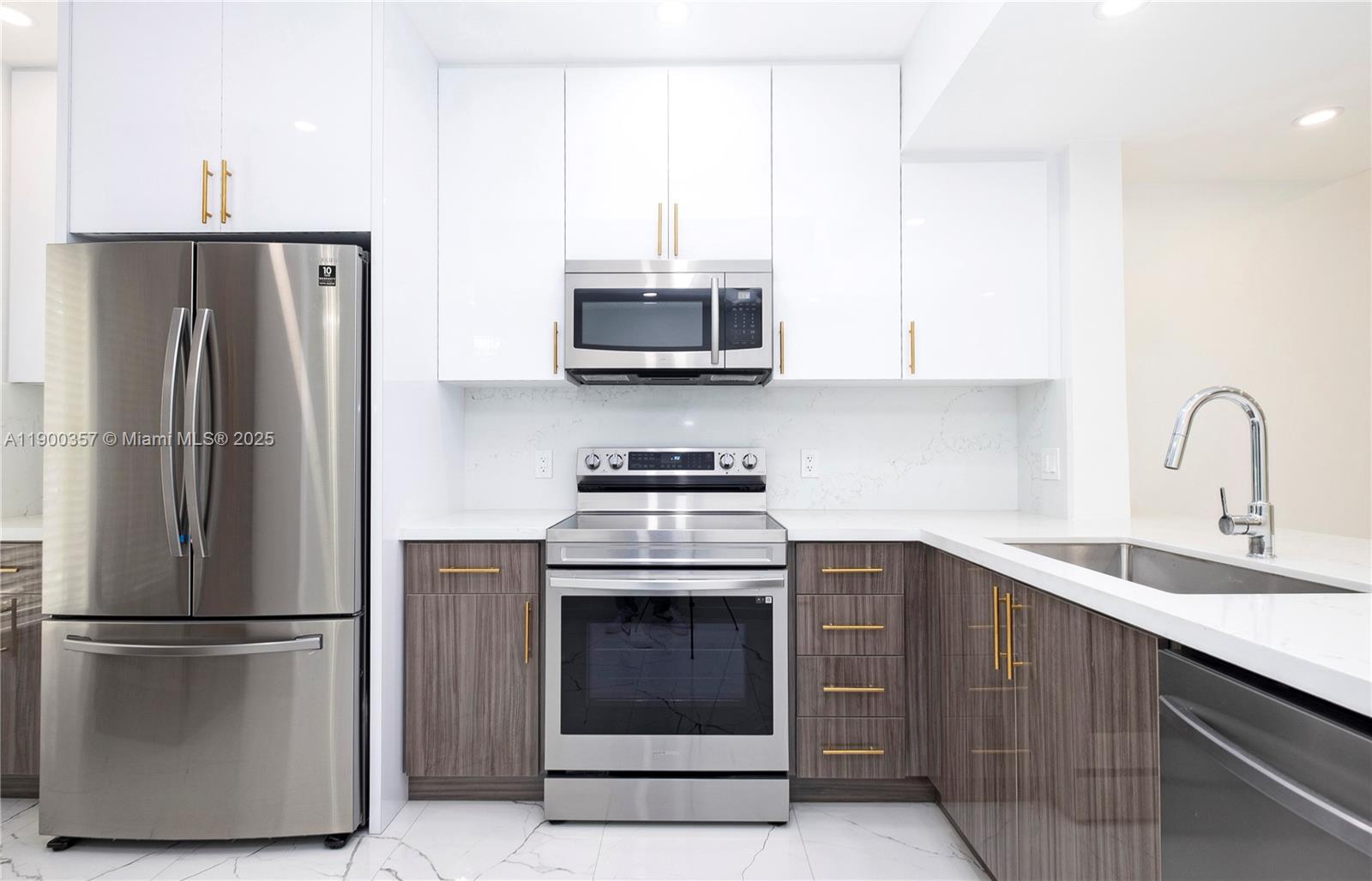 16697 Hemingway Dr #16697, Weston FL 33326
