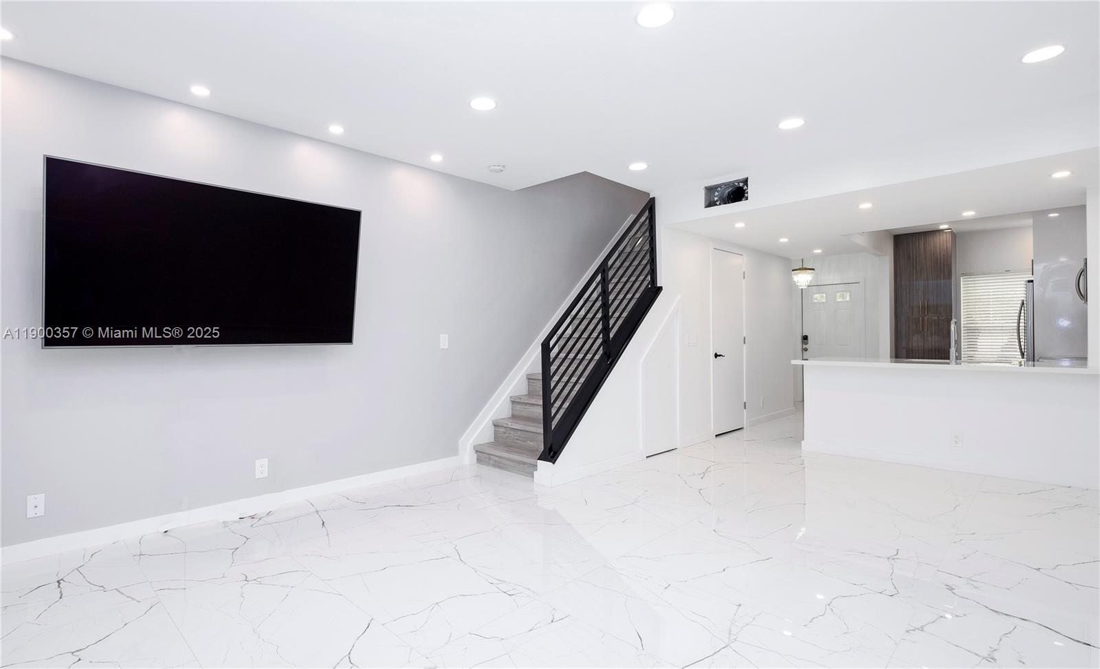 16697 Hemingway Dr #16697, Weston FL 33326