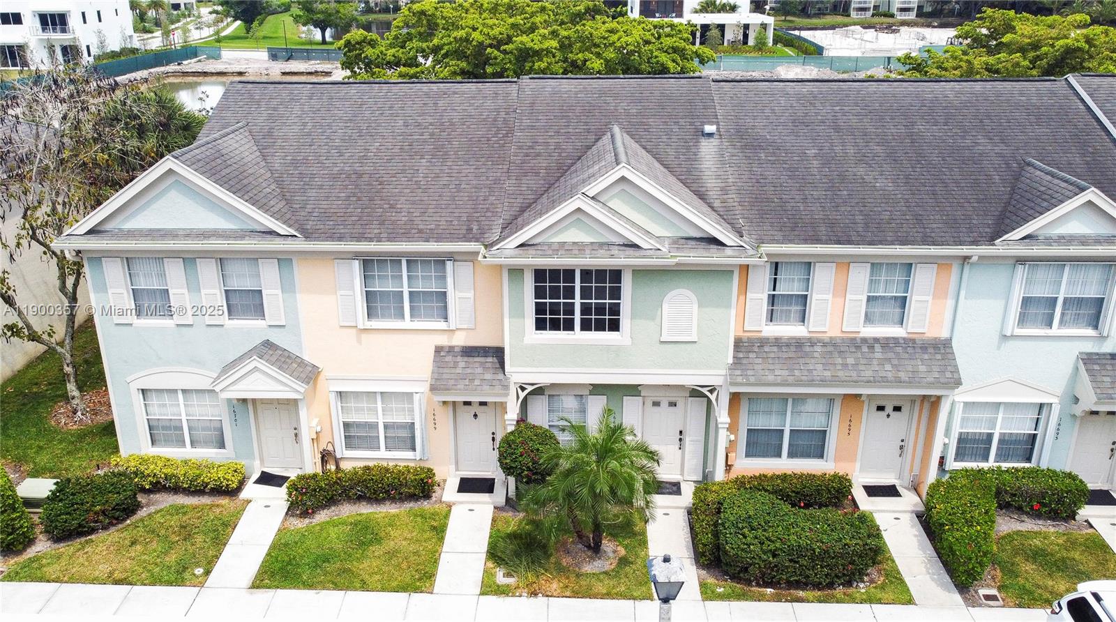16697 Hemingway Dr #16697, Weston FL 33326