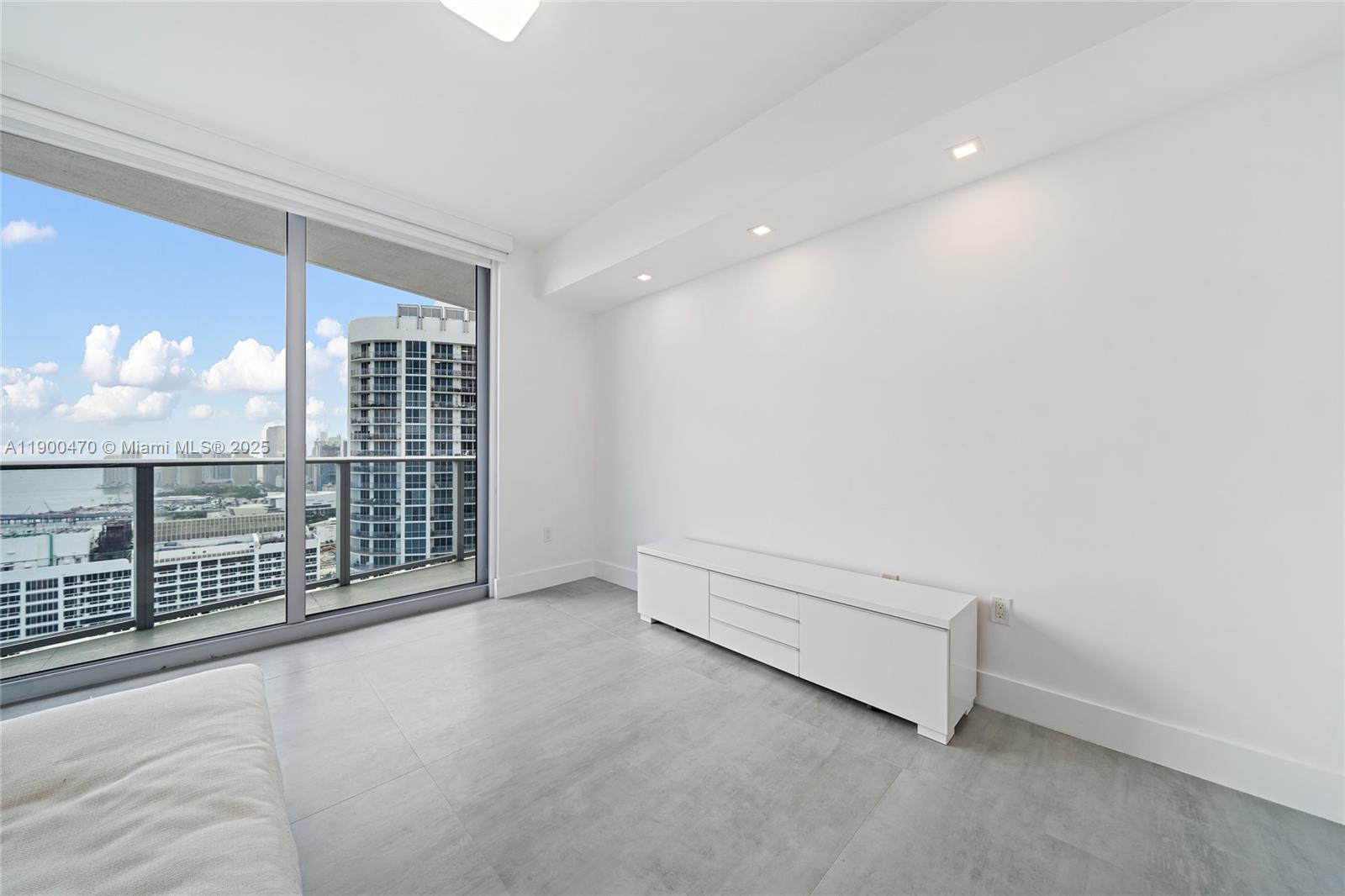 488 NE 18th St #4612, Miami FL 33132