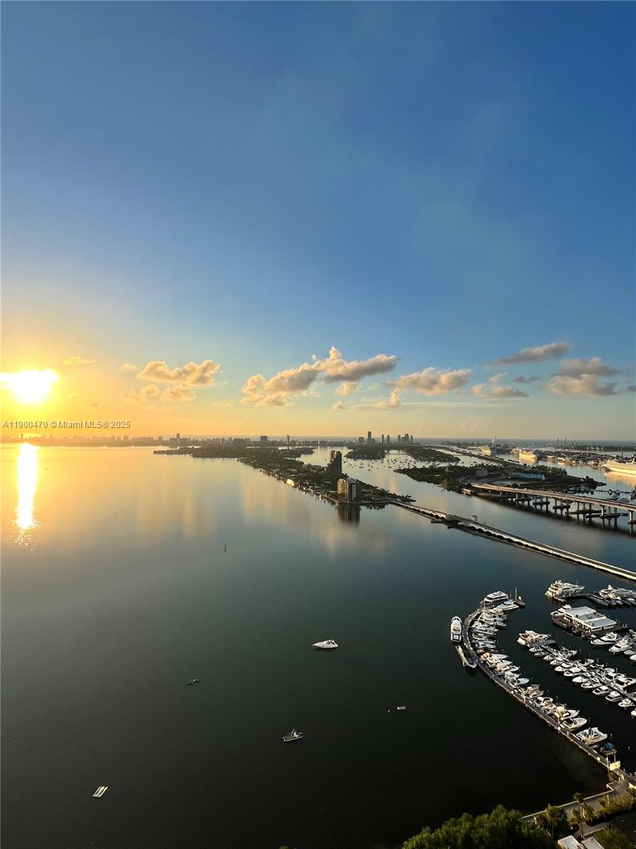 488 NE 18th St #4612, Miami FL 33132