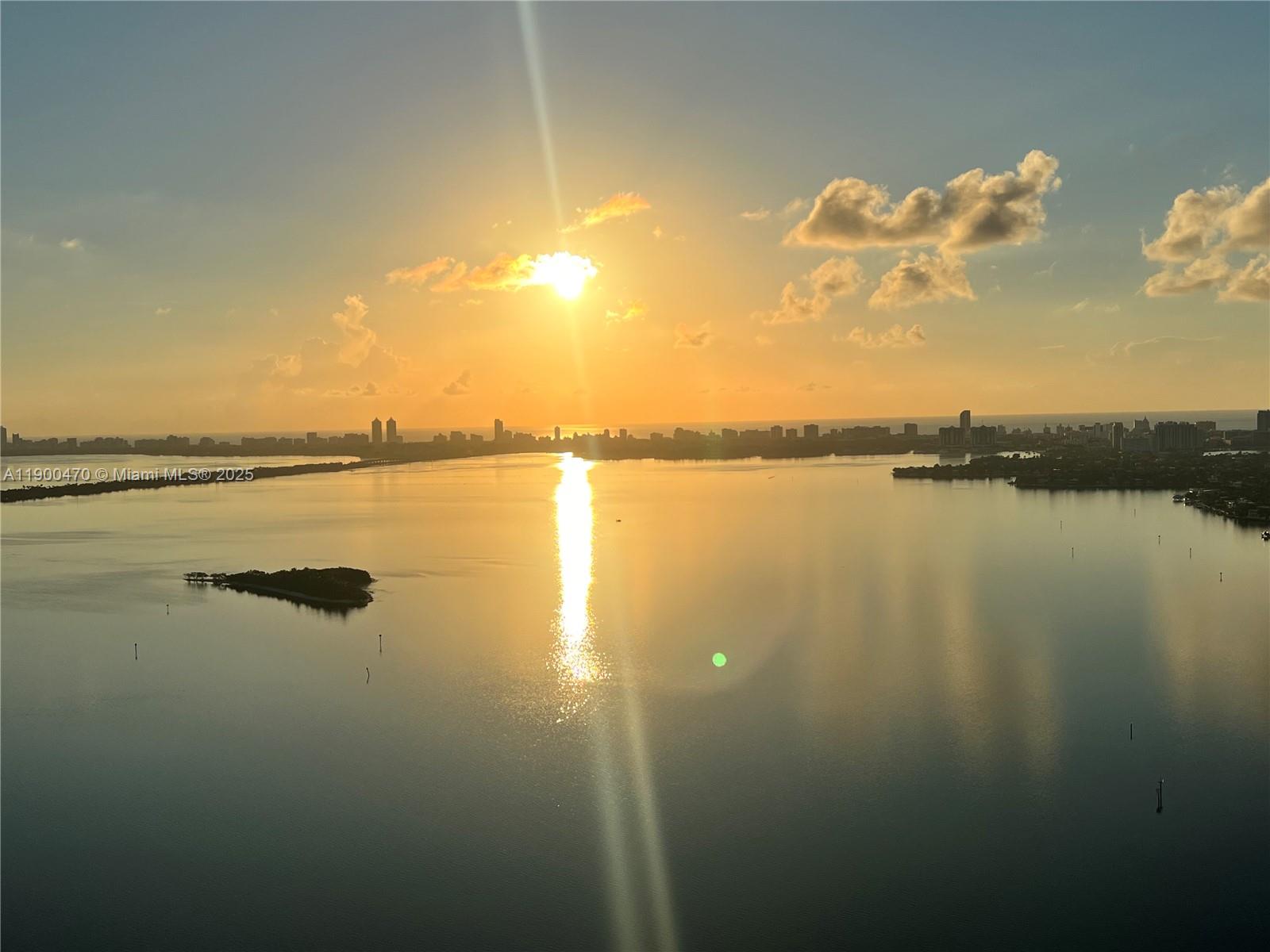 488 NE 18th St #4612, Miami FL 33132